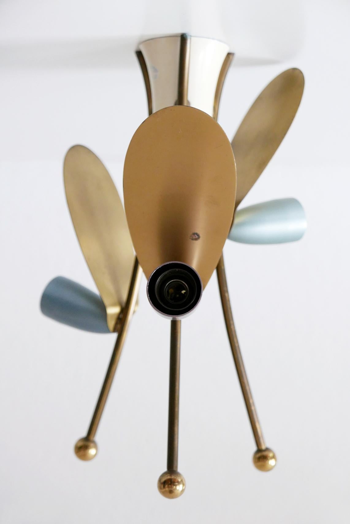 Mid-Century Modern Lovely Three-Armed Sputnik Flush Mount or Ceiling Light Fly, 1950s, Germany For Sale