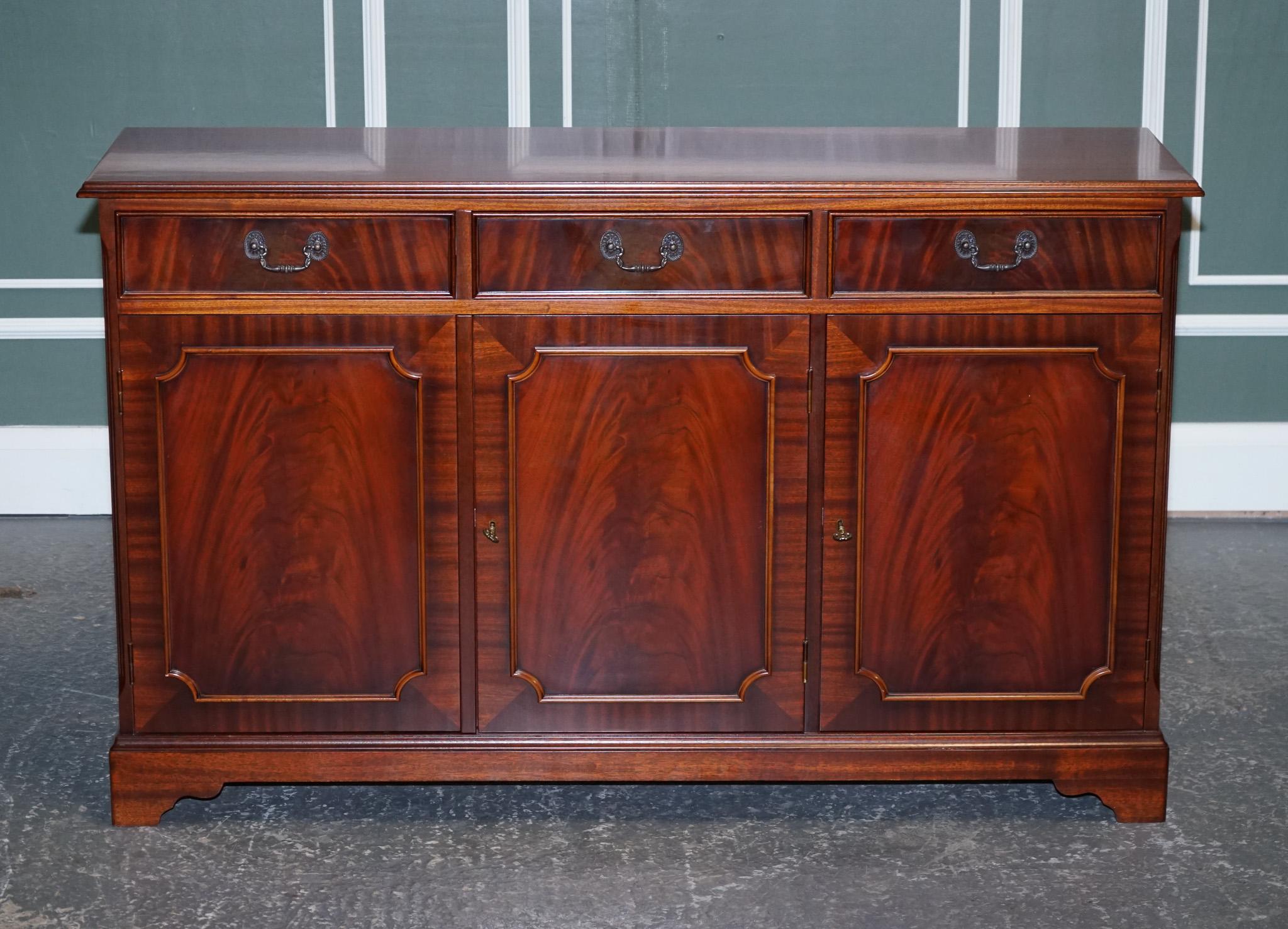 Hand-Crafted Lovely Three Door Flamed Hardwood Sideboard Buffet For Sale