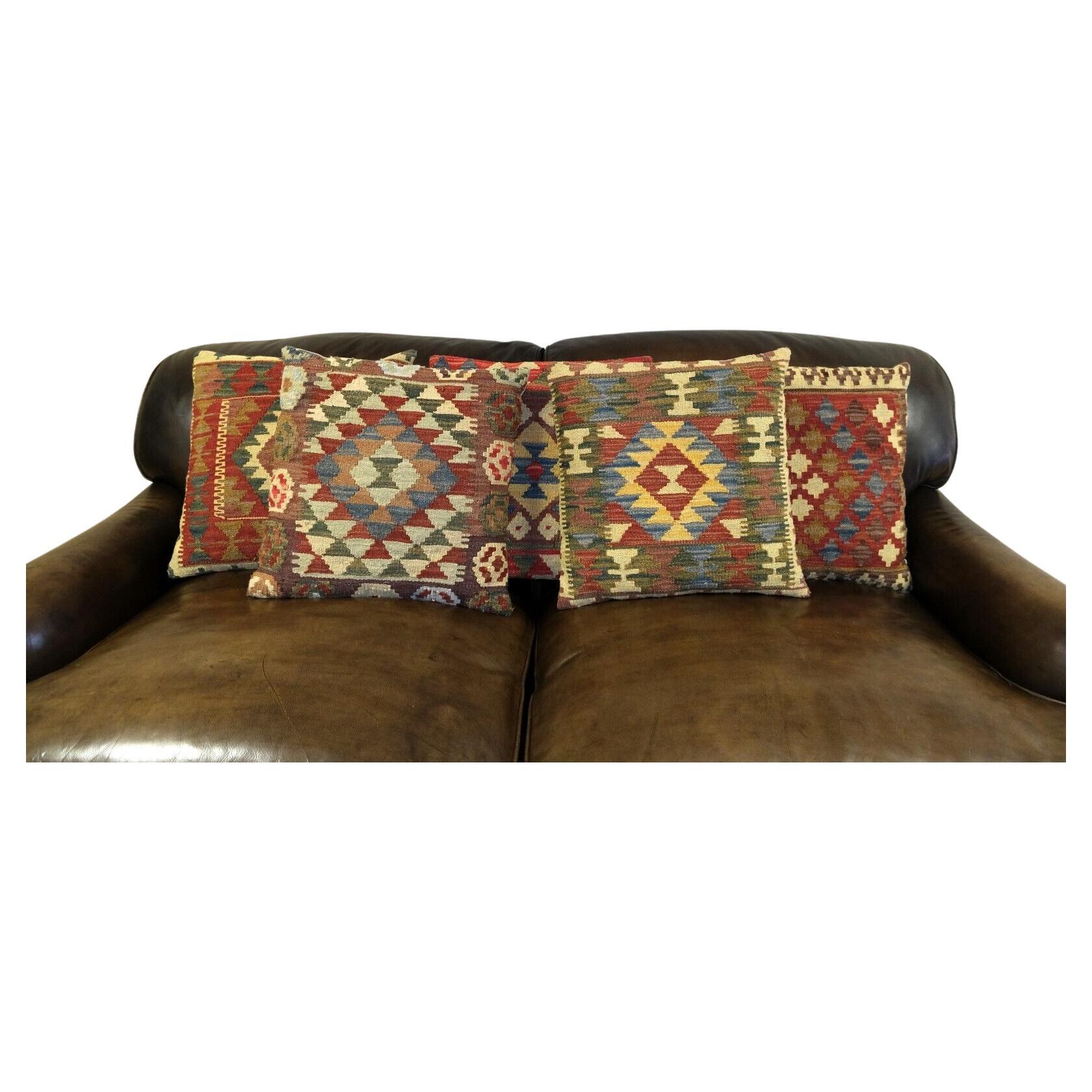 LOVELY TRADiTIONAL SET OF FOUR HANDMADE GEOMETRIC SCATTER WOOL KILIM CUSHIONS