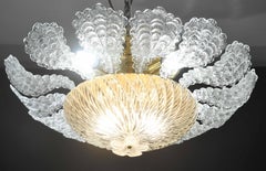 Preciosa lámpara de techo o araña de cristal de Murano transparente, años 70