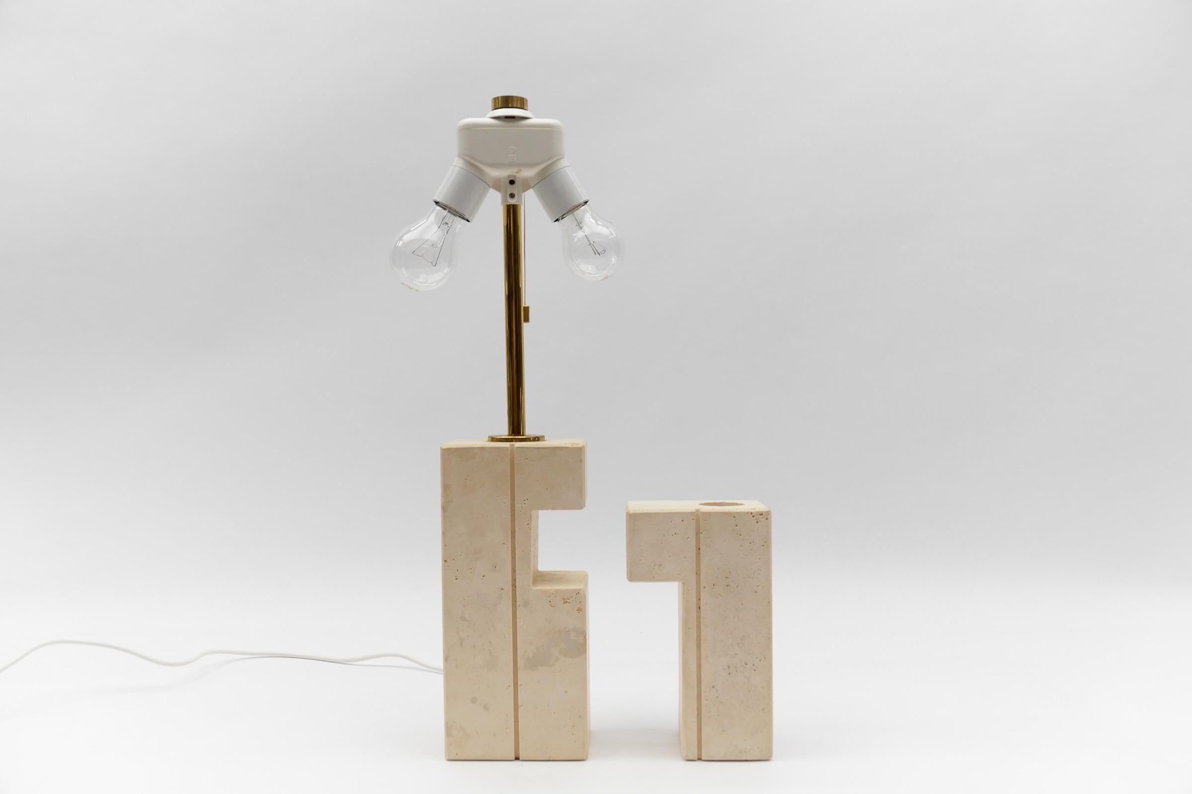 Mid-20th Century Lovely Travertine Table Lamp by Giuliano Cesari for Nucleo Sormani, 1960s, Italy For Sale