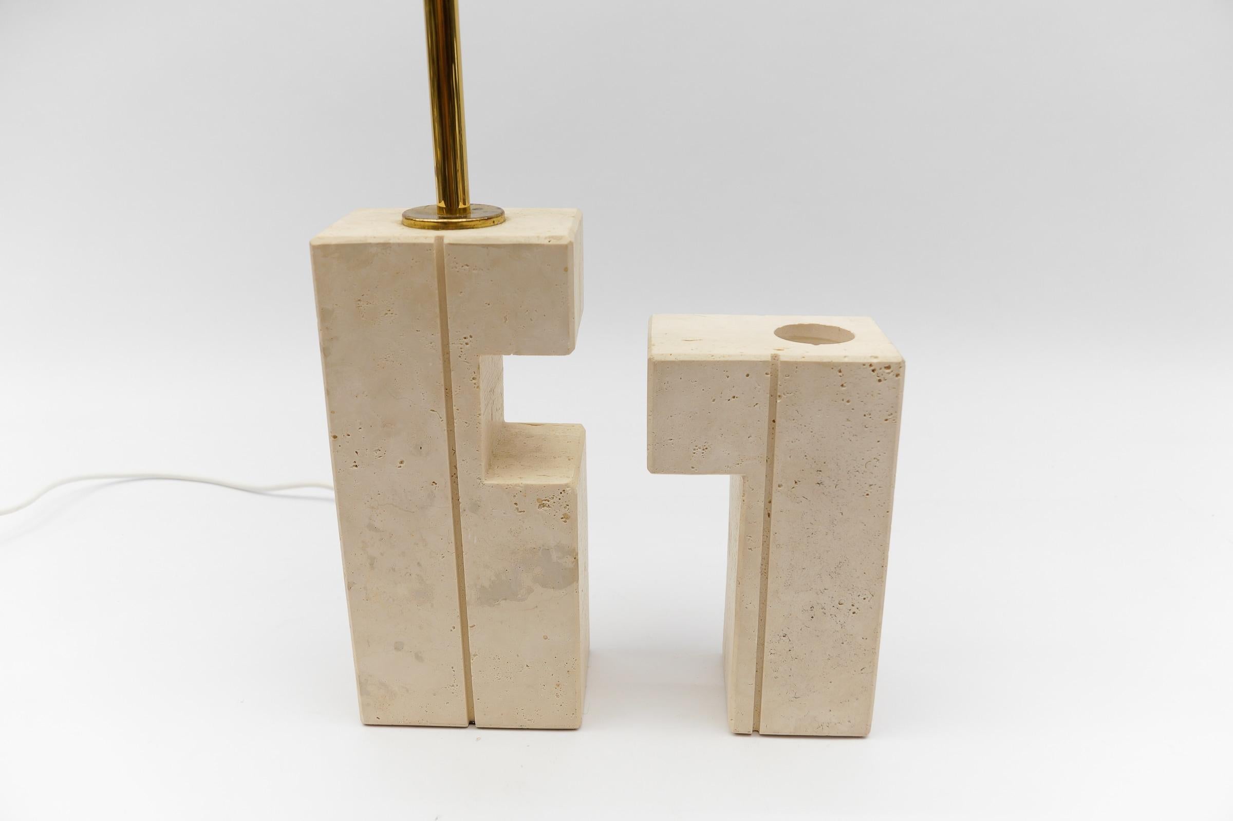 Lovely Travertine Table Lamp by Giuliano Cesari for Nucleo Sormani, 1960s, Italy For Sale 2