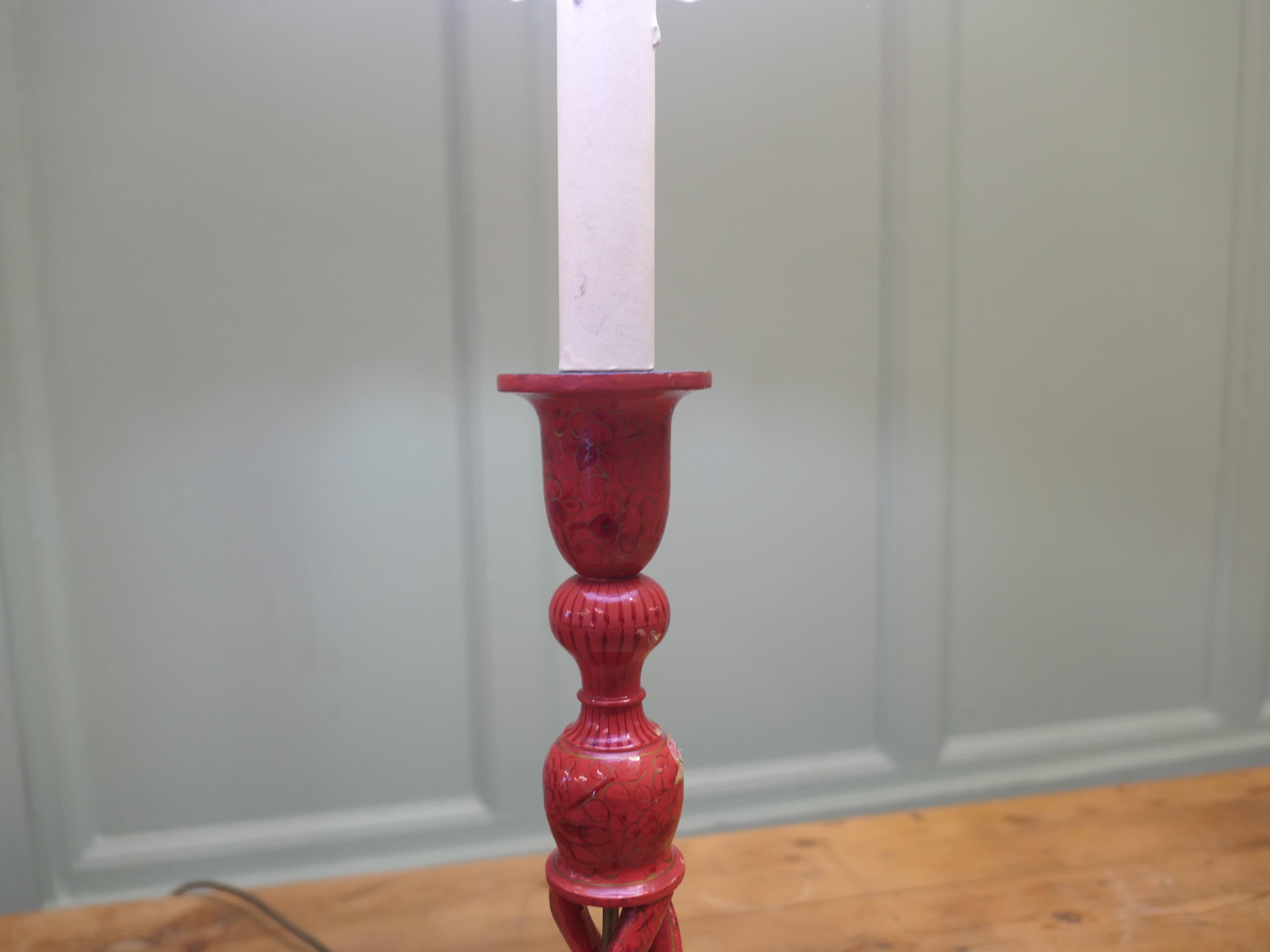 Preciosa Lámpara de Mesa Torneada y Pintada Barley Twist en Bueno estado para la venta en Godshill, Isle of Wight