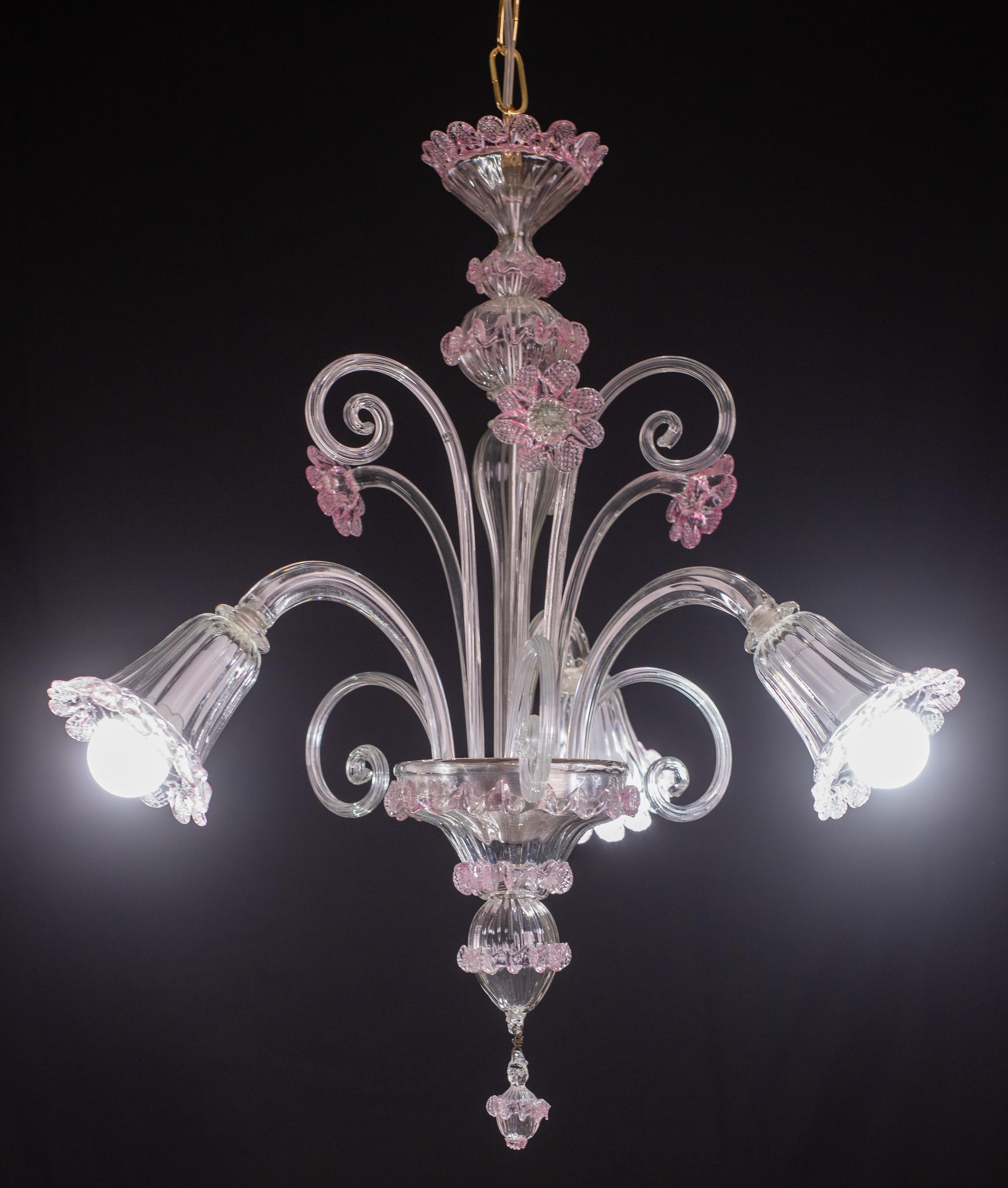 Milieu du XXe siècle Joli lustre vénitien, verre de Murano rose, années 1950 en vente