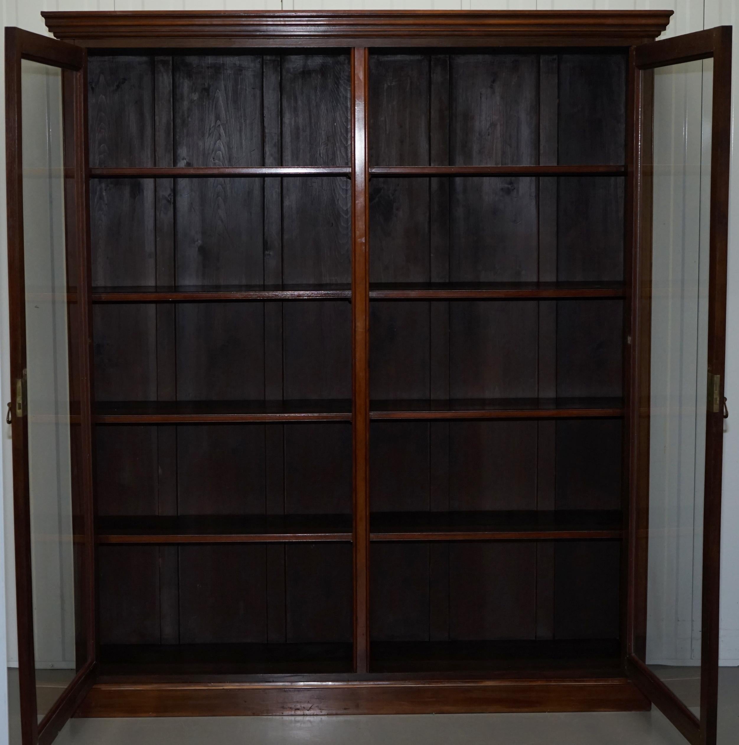 Lovely Very Large Victorian Golden Mahogany Library Bookcase Glass Door Cabinet 8