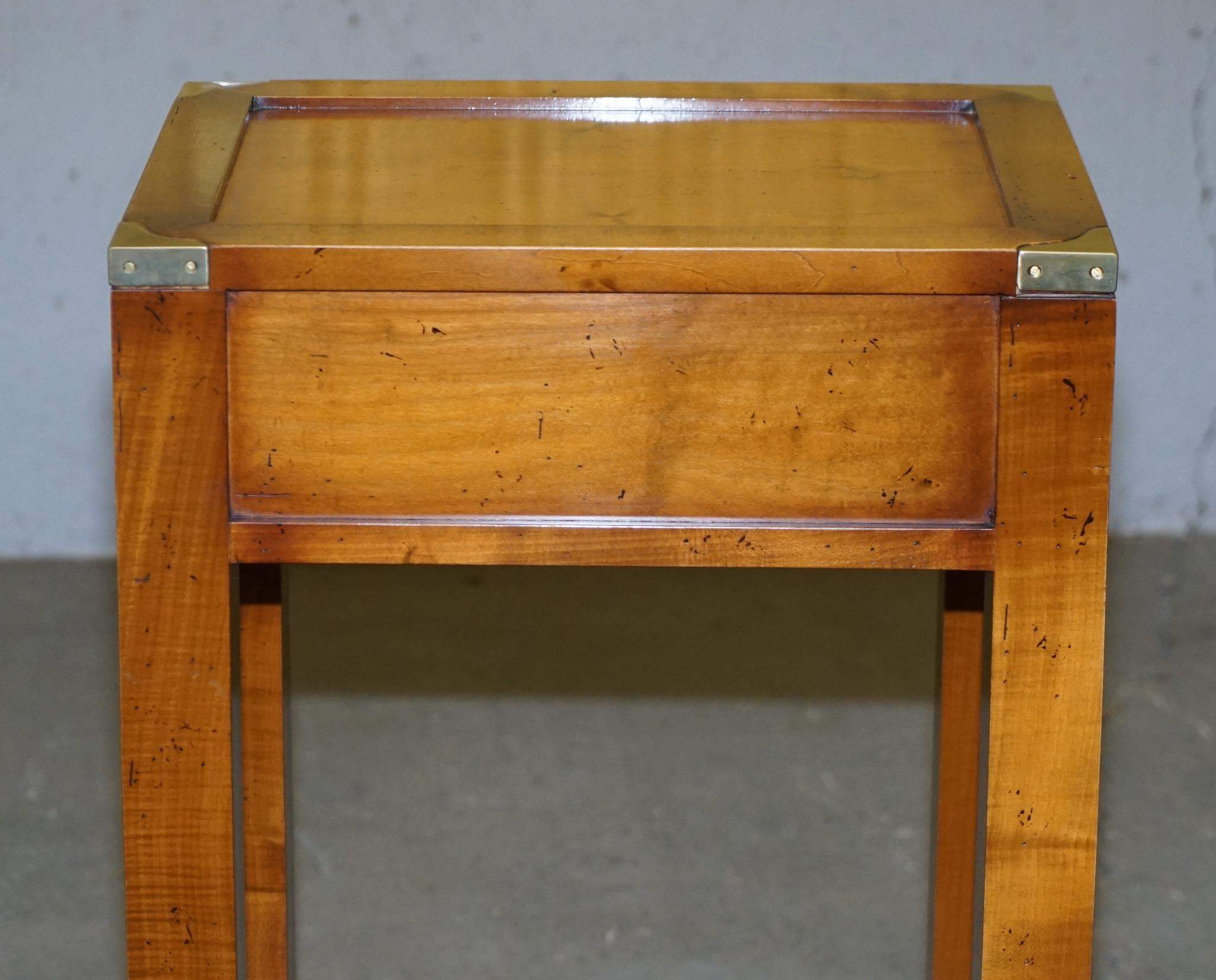 Lovely Very Tall Vintage Yew Wood Military Campaign Side End Lamp Wine Table 5