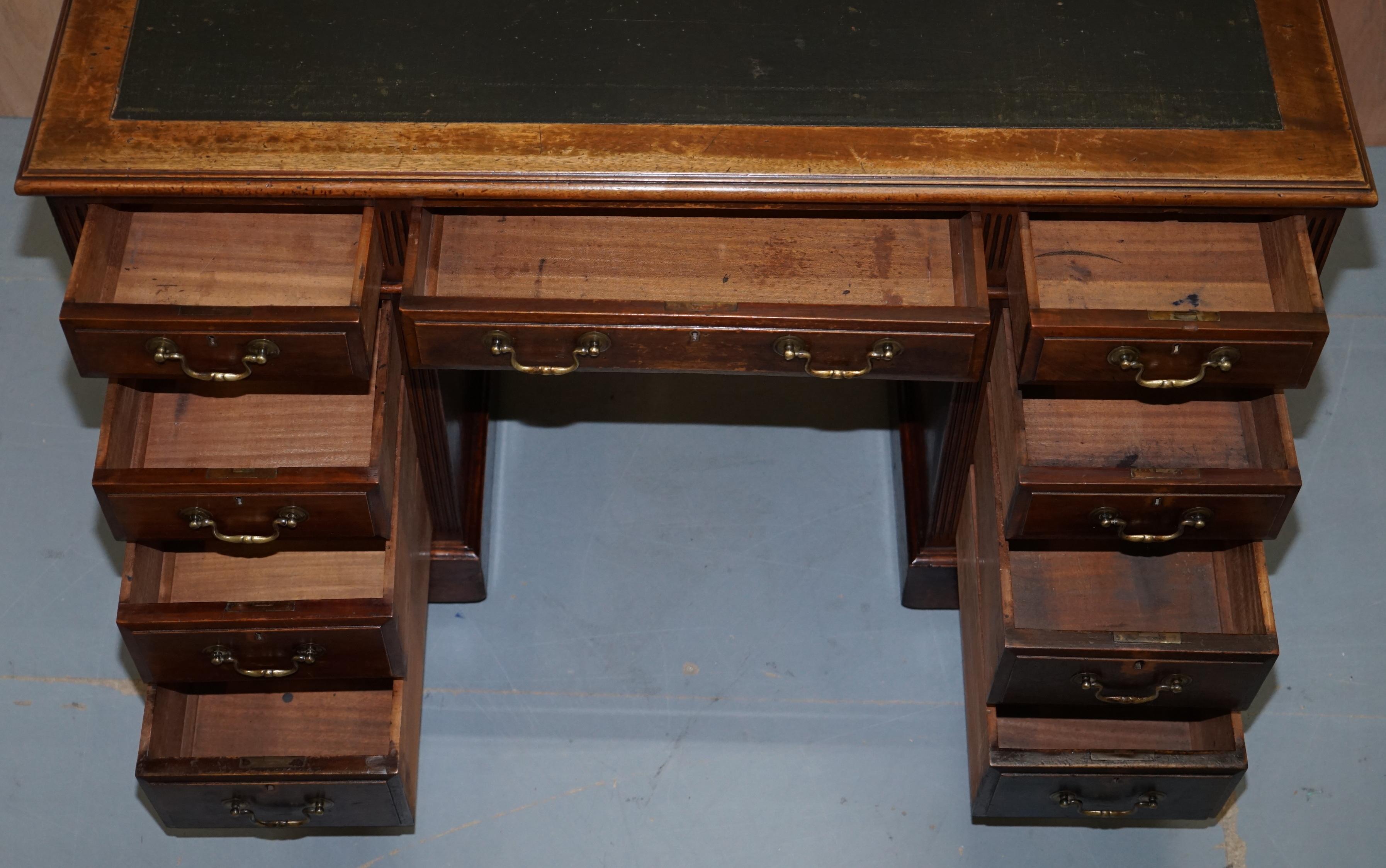 Lovely Victorian circa 1880 English Panelled Hardwood Twin Pedestal Partner Desk For Sale 9