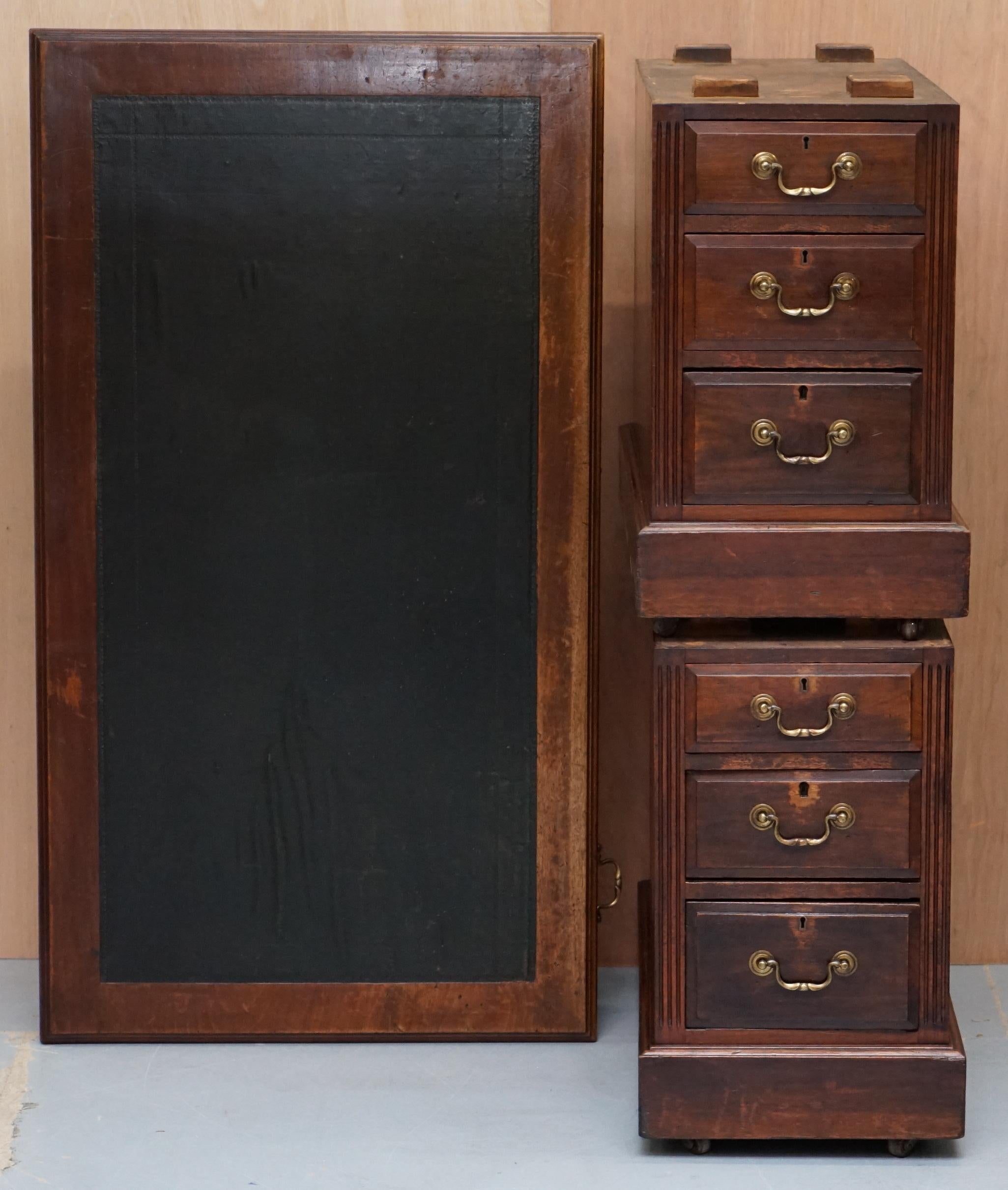 Lovely Victorian circa 1880 English Panelled Hardwood Twin Pedestal Partner Desk For Sale 12