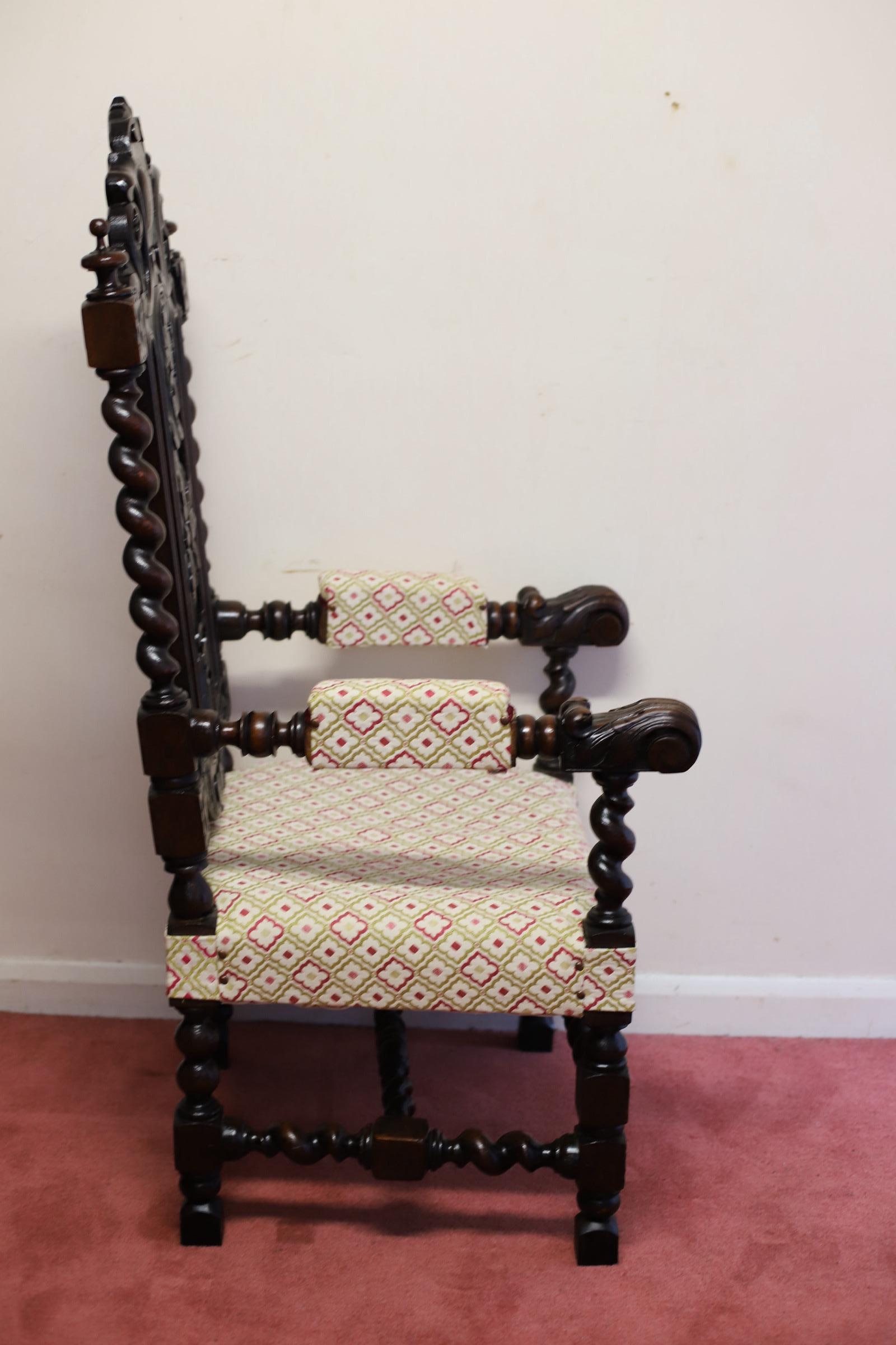 Hand-Crafted Lovely Victorian English Carved Oak Armchair For Sale