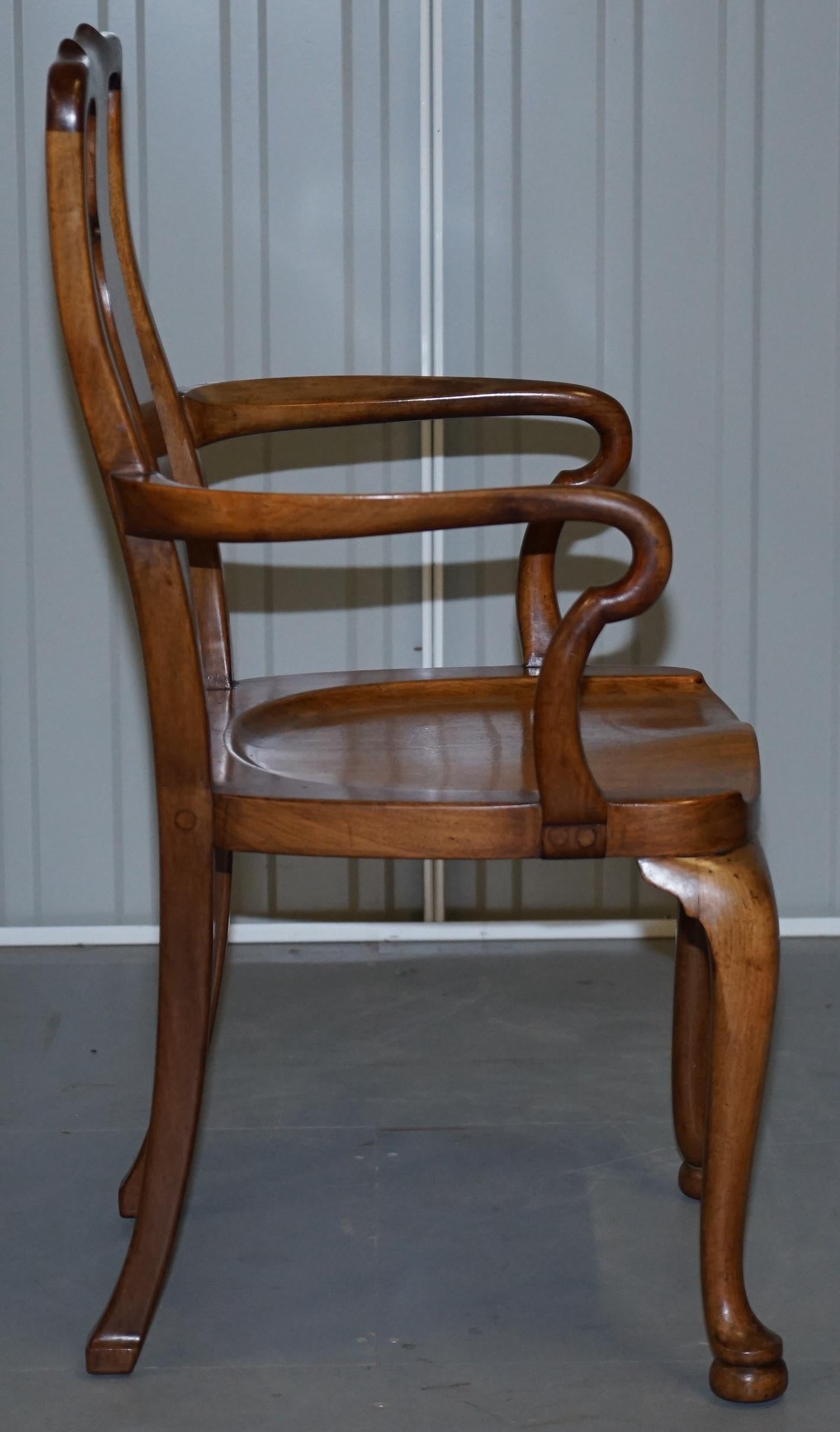 Lovely Victorian Howard & Son's Fully Stamped Office Desk Armchair in Walnut For Sale 6