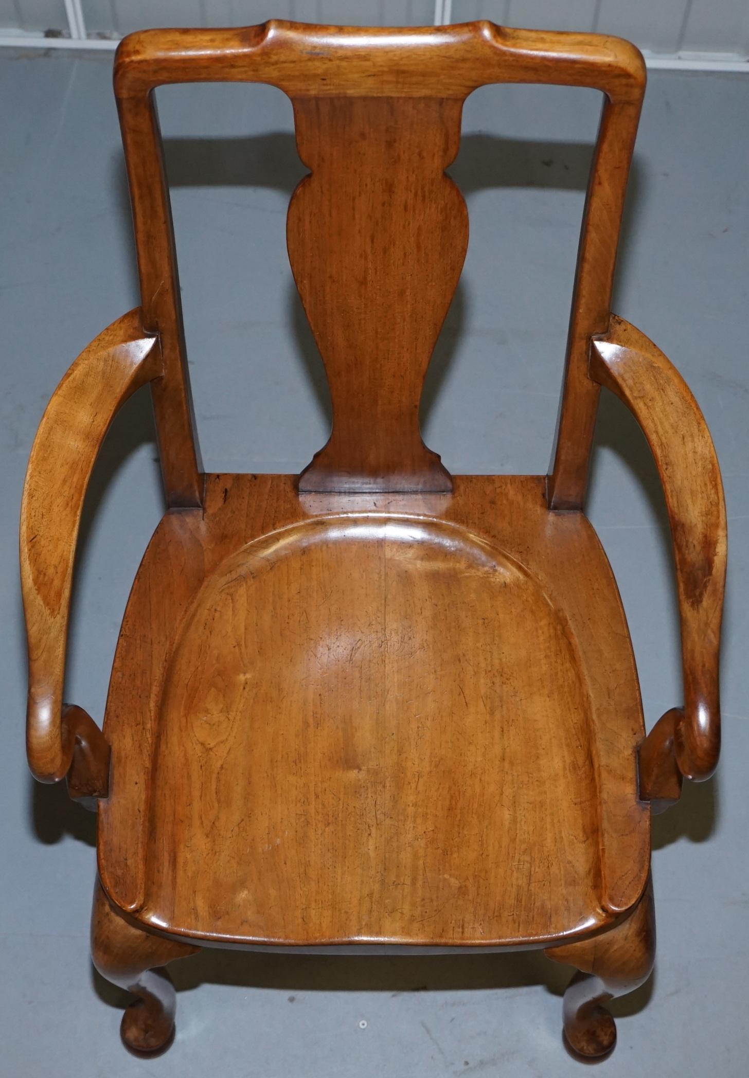 Hand-Crafted Lovely Victorian Howard & Son's Fully Stamped Office Desk Armchair in Walnut For Sale