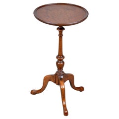 Lovely Victorian Hardwood Tripod Lamp Side End Wine Table