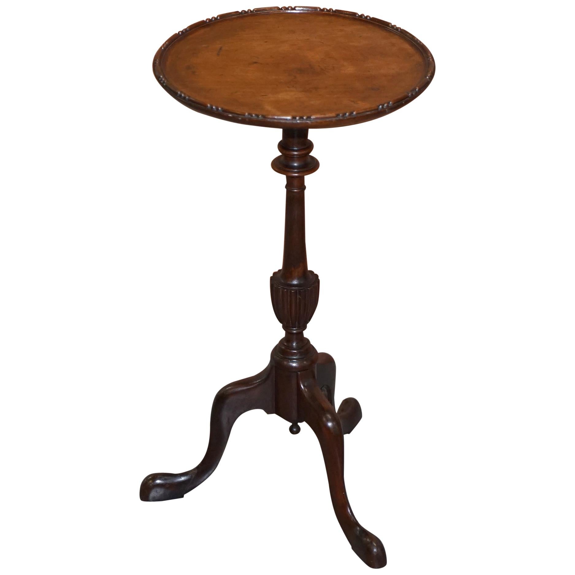Lovely Victorian Scottish Hardwood Tripod Lamp Side End Wine Table Carved Top