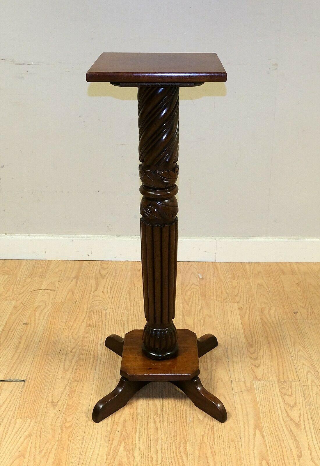 Lovely Victorian Solid Hardwood Brown Torchiere Jardiniere Plant Stand For Sale 5