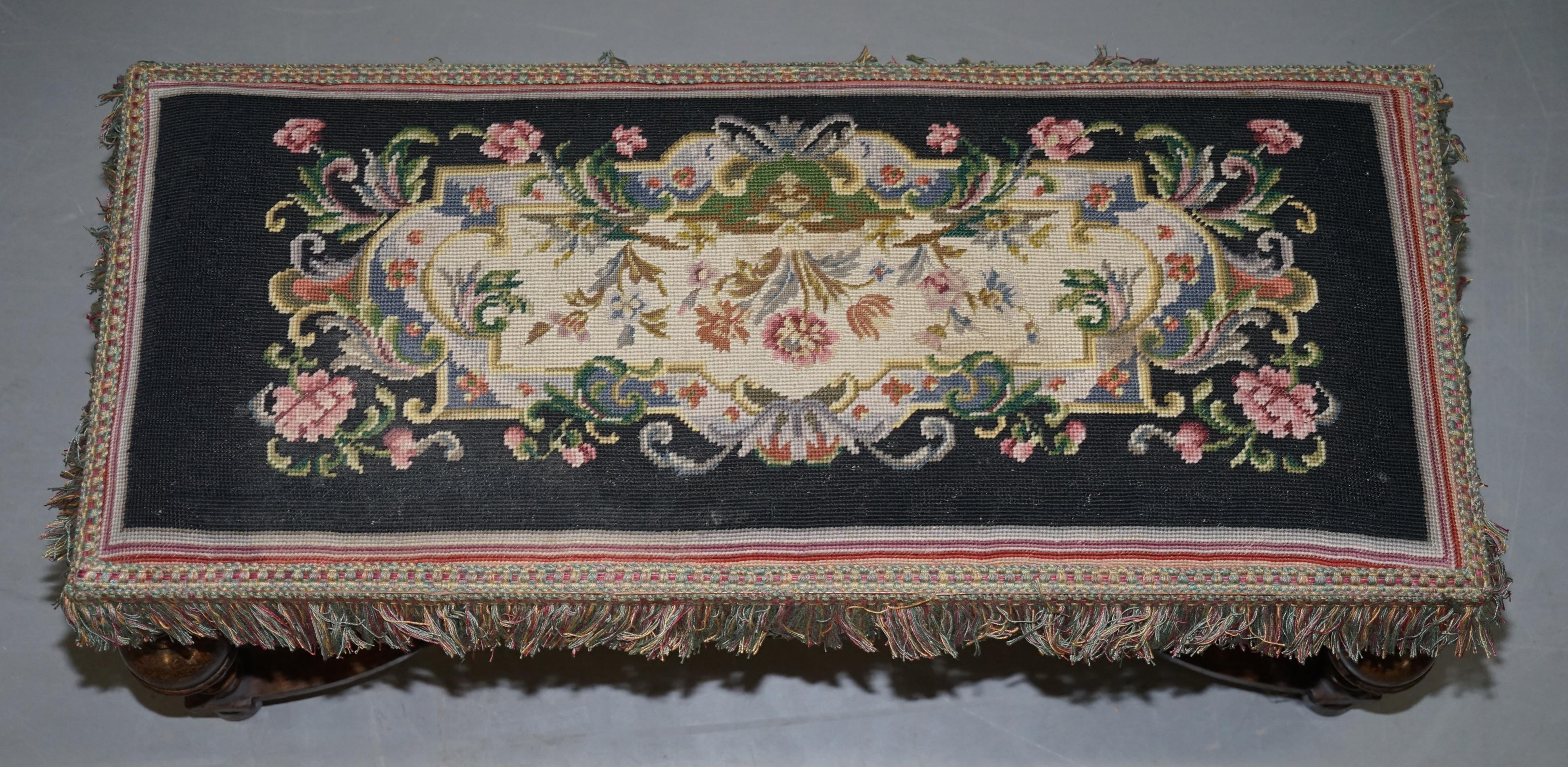 English Lovely Victorian William Mary Style Bench Ottoman Footstool Lovely Carved Frame