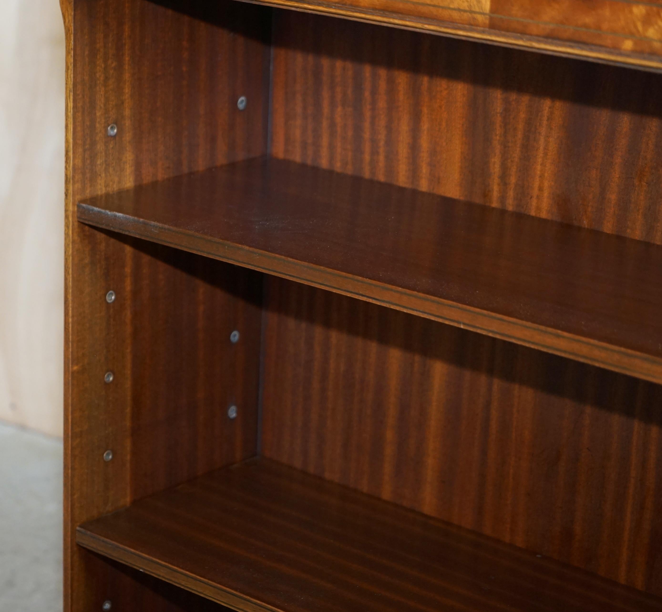 Hand-Crafted Lovely Vintage Bevan Funnell Flamed Hardwood Dwarf Open Library Bookcase For Sale
