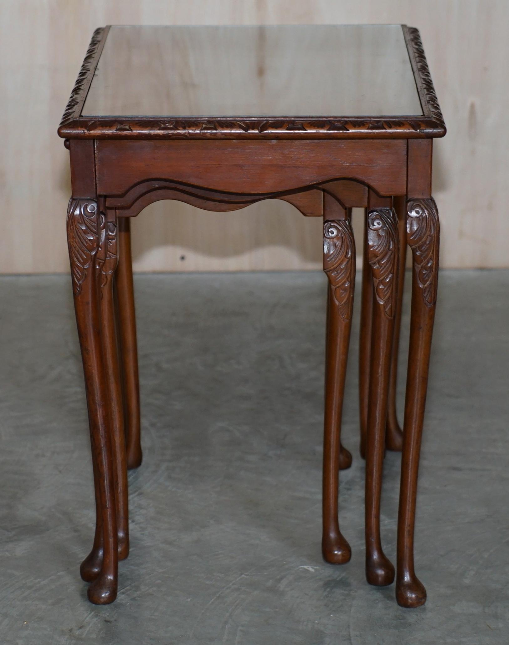 Lovely Vintage Burr Walnut Regency Style Nest of Three Side End Lamp Tables For Sale 9