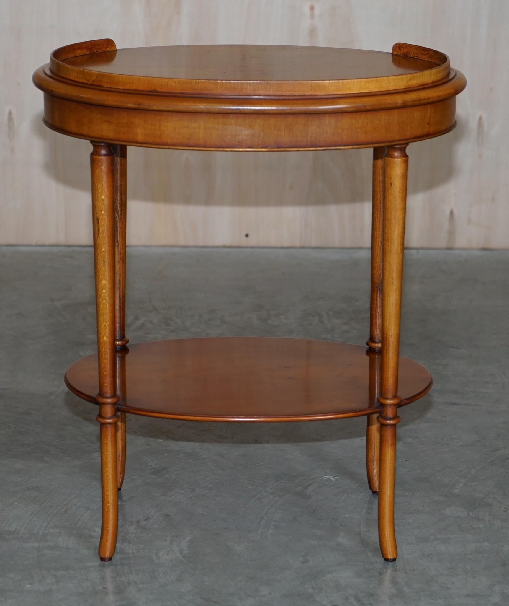 Lovely Vintage Burr Yew Wood Oval Side End Lamp Wine Table with Gallery Rail Top For Sale 6