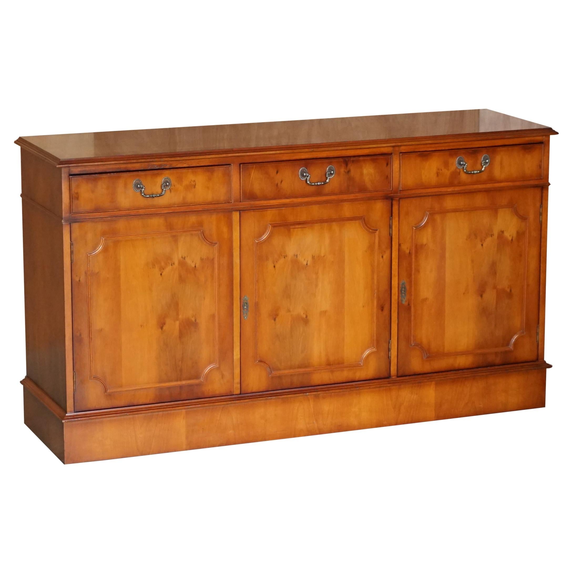 Made in England Craft Furniture Burr Yew Wood Triple Drawer Sideboard Cupboard For Sale at