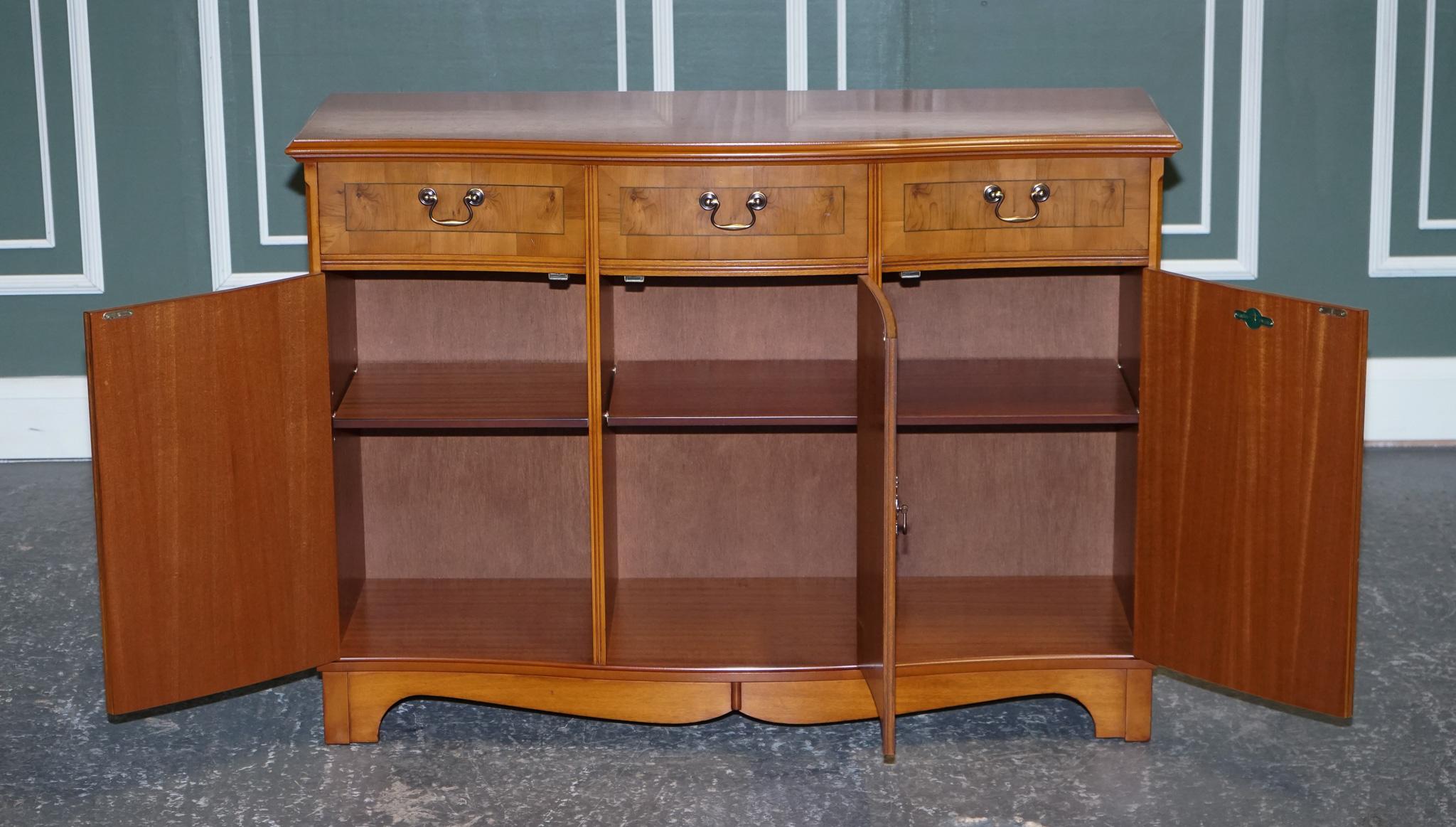 Hand-Crafted LOVELY VINTAGE BURR YEW WOOD THREE DRAWERS & CUPBOARDS BOW FRONT SiDEBOARD
