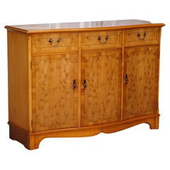 LOVELY VINTAGE BURR YEW WOOD THREE DRAWERS & CUPBOARDS BOW FRONT SiDEBOARD