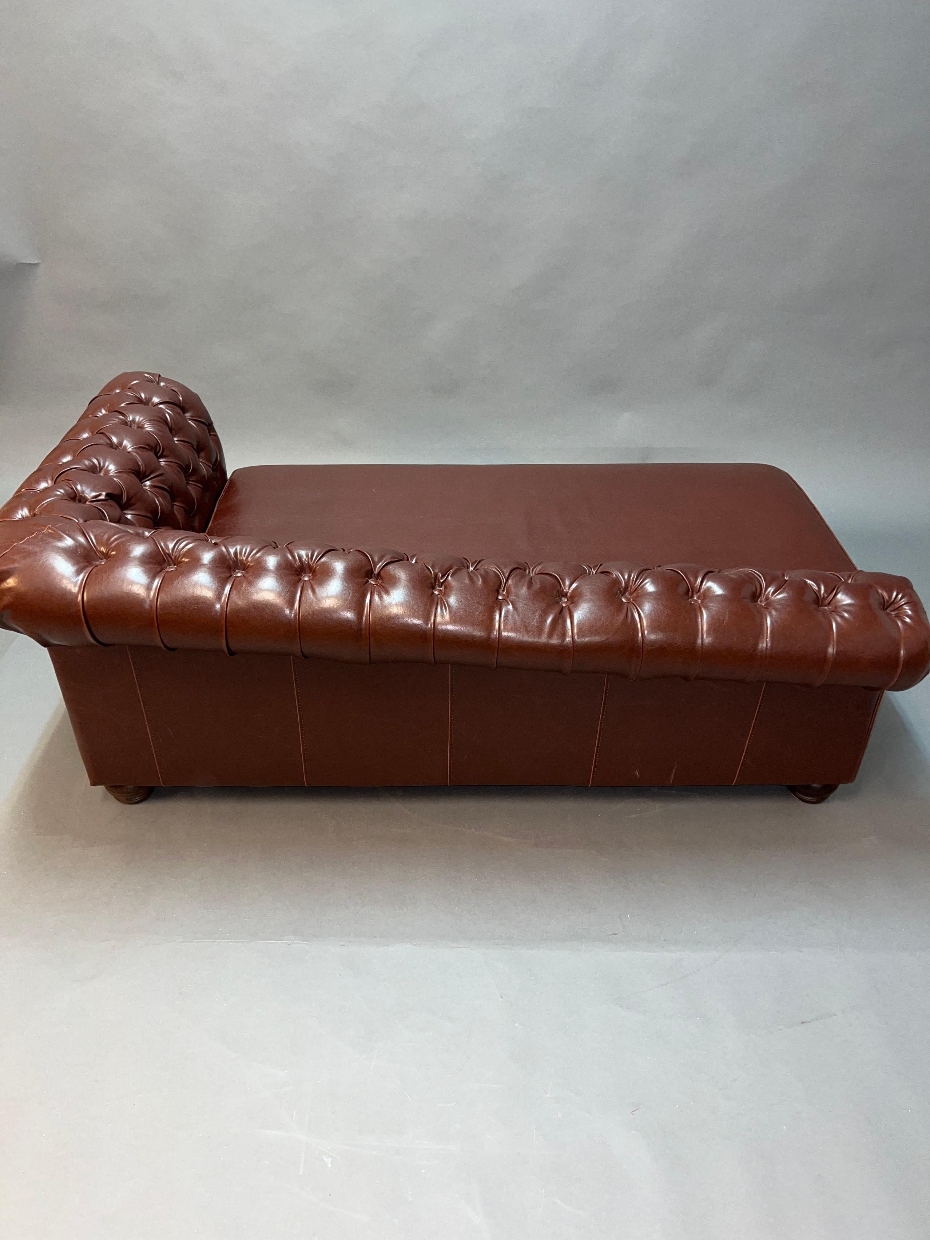 Lovely Vintage Chesterfield Brown Leather Look Chaise Lounge Daybed Sofa For Sale 1