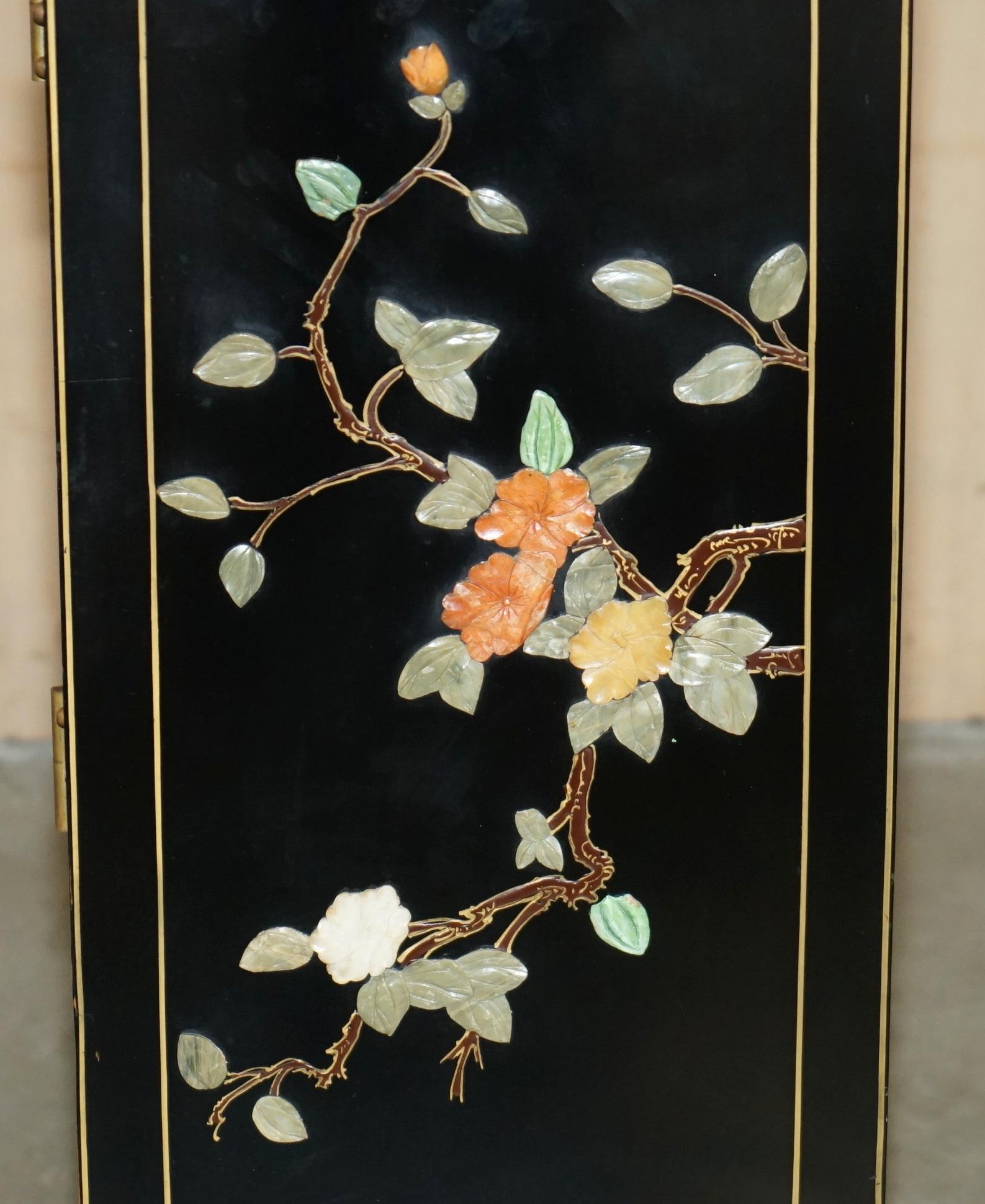 LOVELY ViNTAGE CINOISERIE CINESE SAMURAI WARRIOR LACQUER CABINET SIDE SOAPSTON in vendita 5