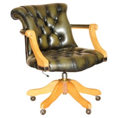 LOVELY ViNTAGE ENGLISH CHESTERFIELD BOTTLE GREEN TUFTED LEATHER CAPTAINS CHAIR
