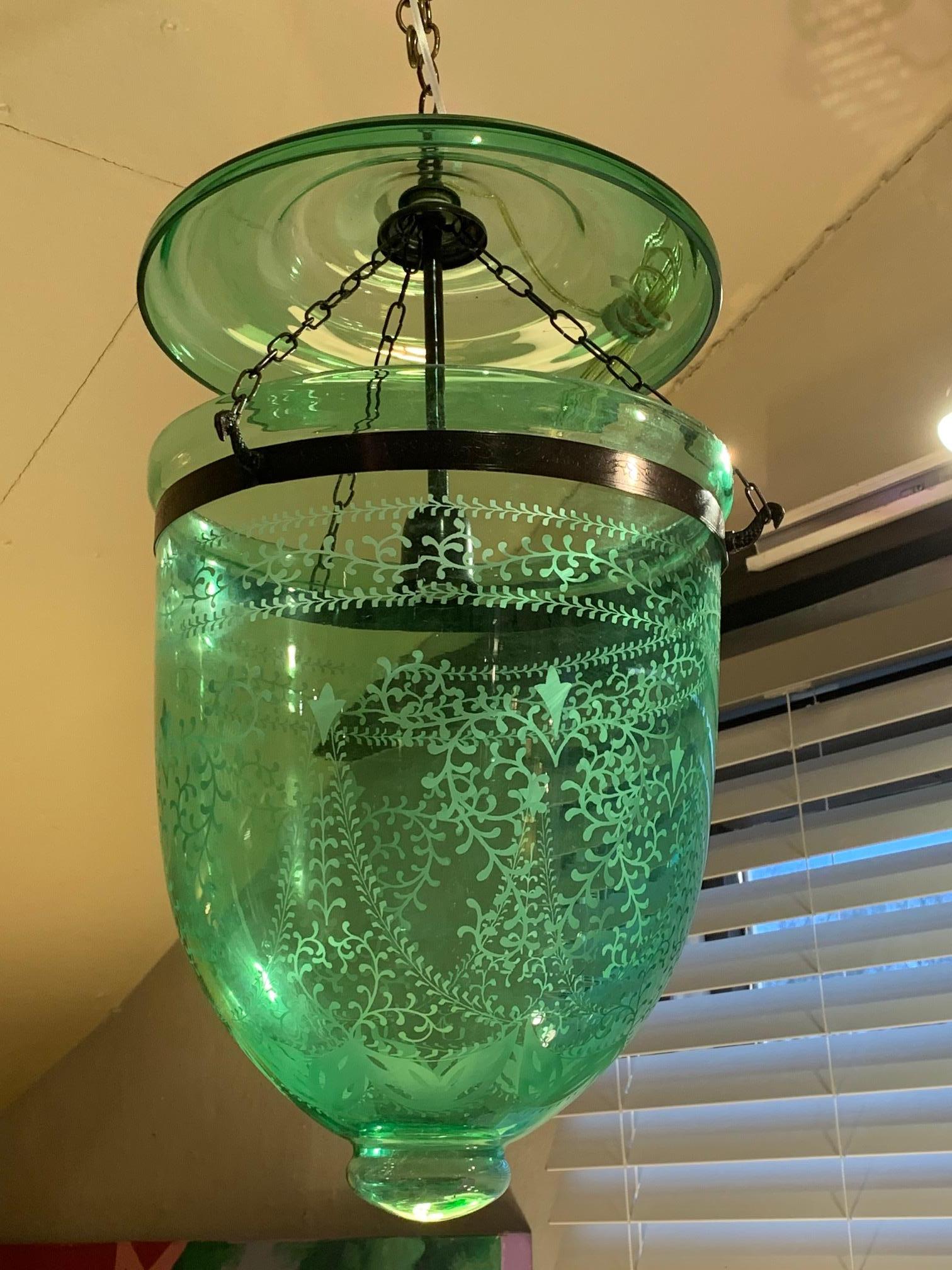 Lovely Vintage English Green Etched Glass Bell Jar Fixture In Excellent Condition In Hopewell, NJ