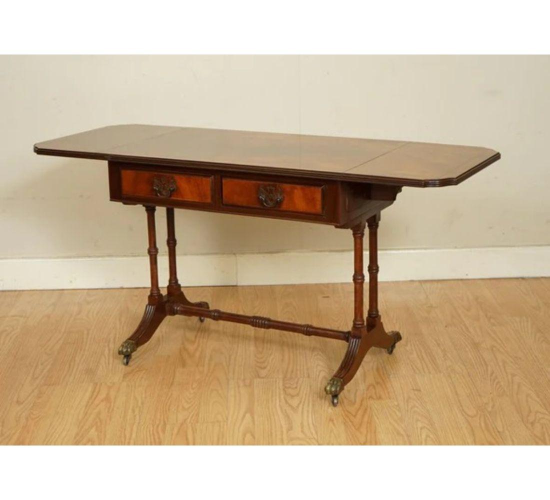 Georgian Lovely Vintage Flamed Hardwood Extending Drop Leaf Side End Table For Sale