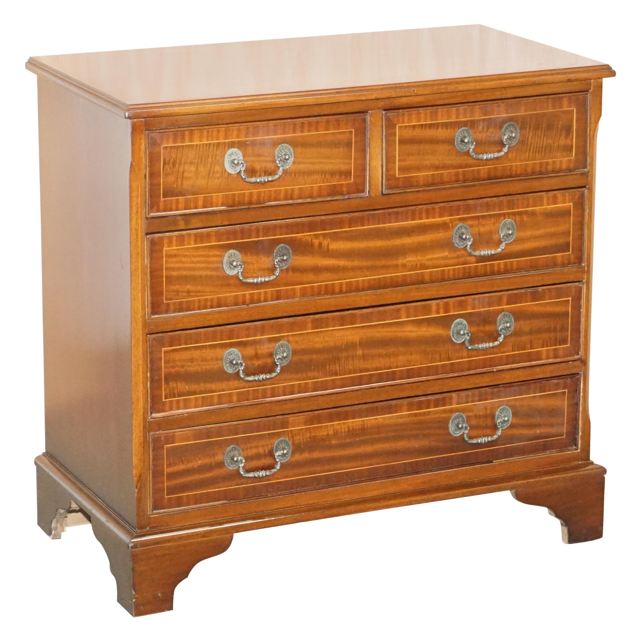 Lovely Vintage Flamed Hardwood Side Table Sized Chest of Drawers Utilitarian For Sale