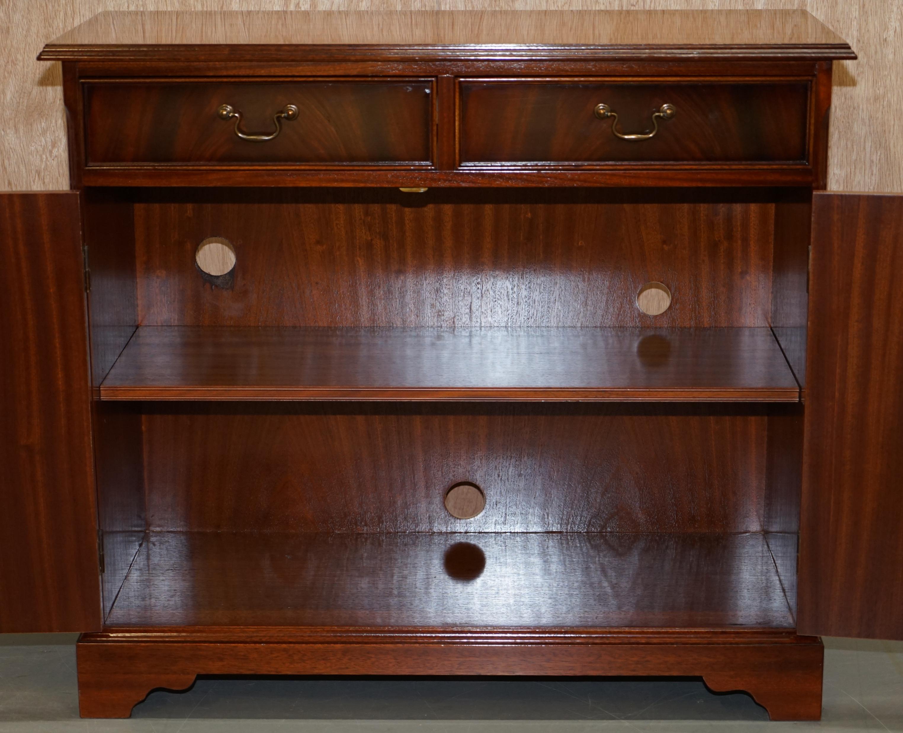 Lovely Vintage Flamed Mahogany Twin Drawer Cupboard Very Utilitarian Piece 11