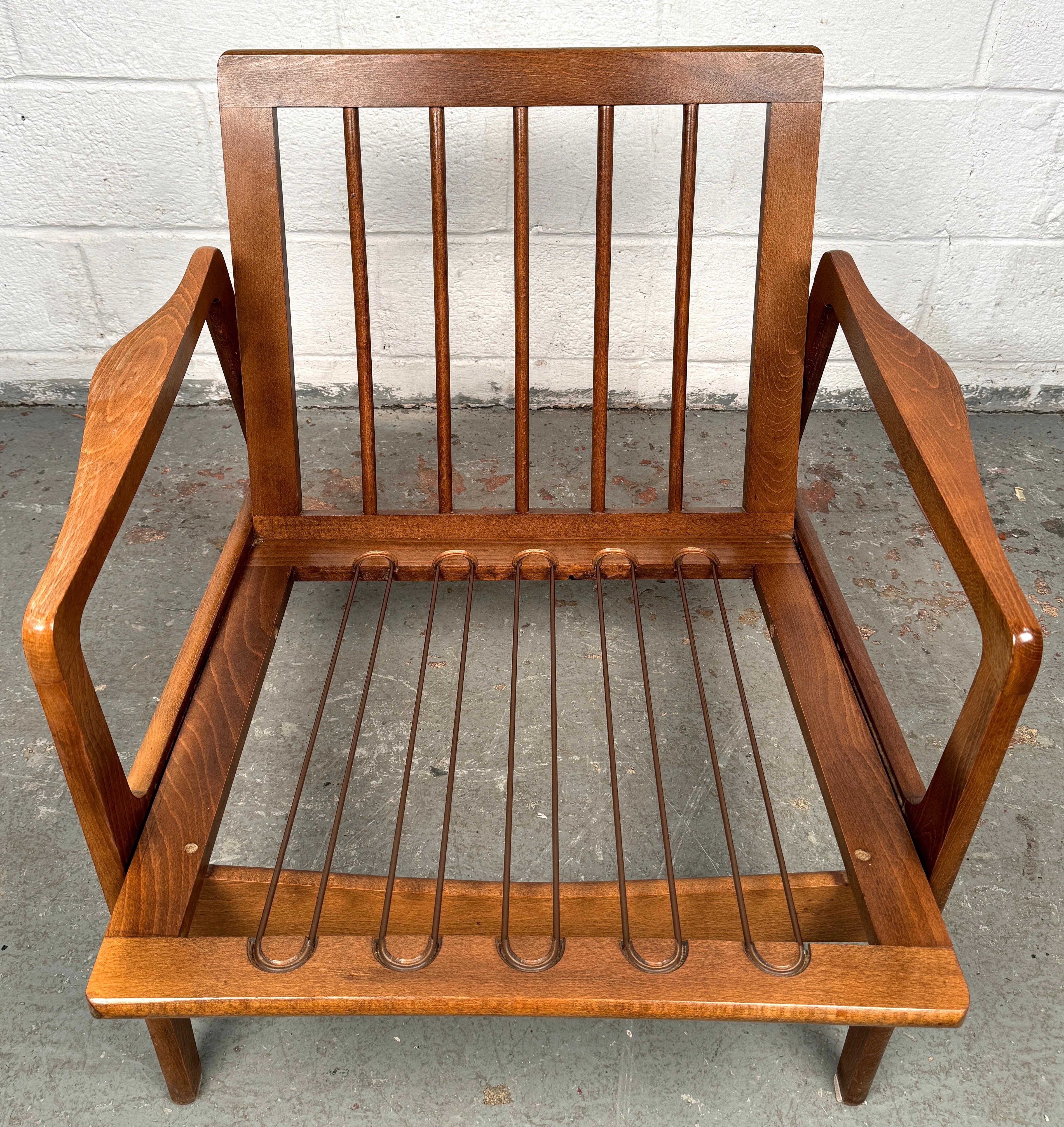 Lovely Vintage Floral Lounge Chair (chaise longue à fleurs) en vente 8