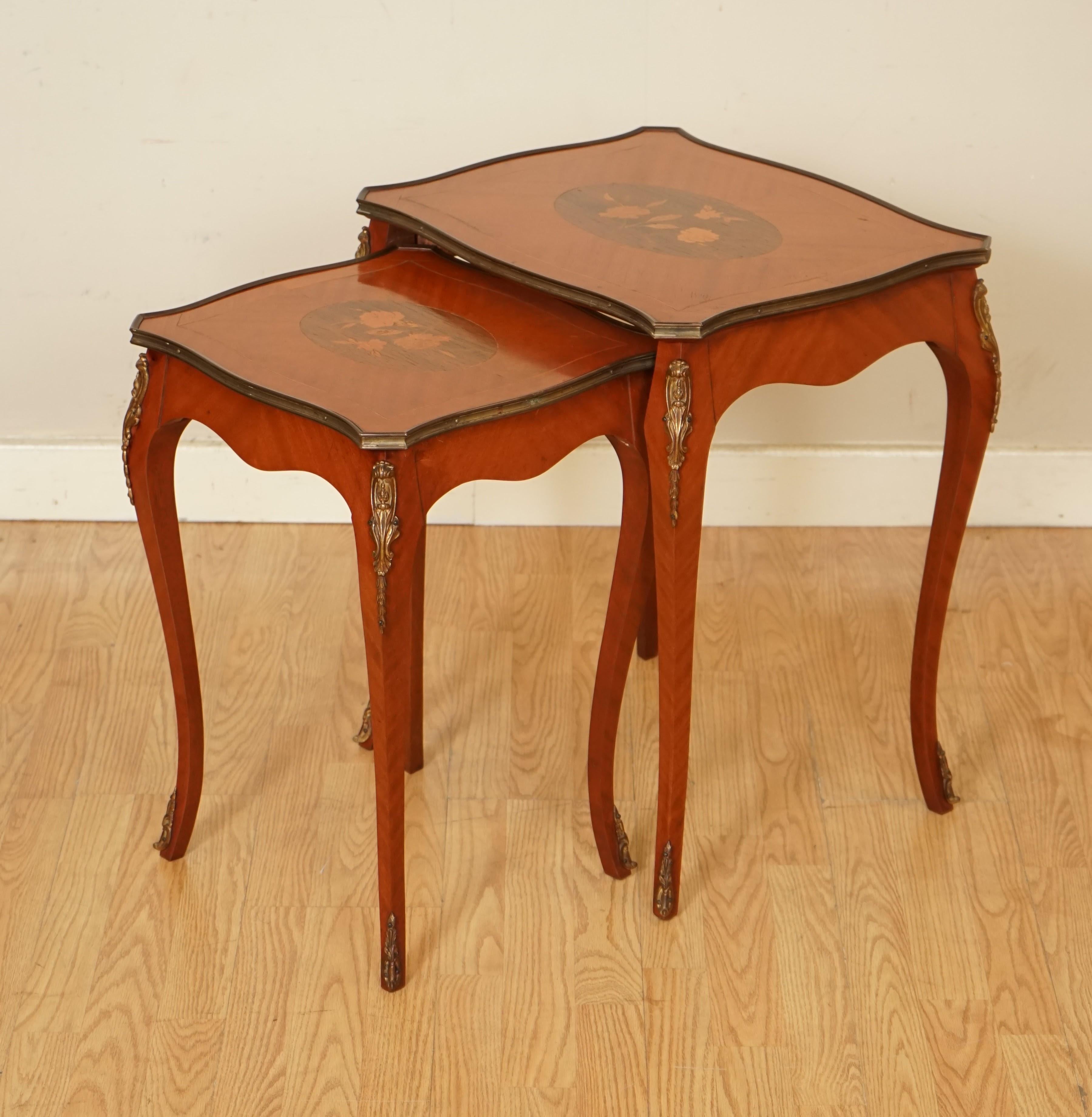 Hand-Crafted Lovely Vintage French Inlaid Parquetry Set of 2 Nesting Tables For Sale