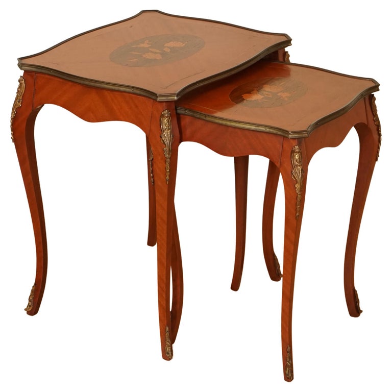 Lovely Vintage French Inlaid Parquetry Set of 2 Nesting Tables For Sale