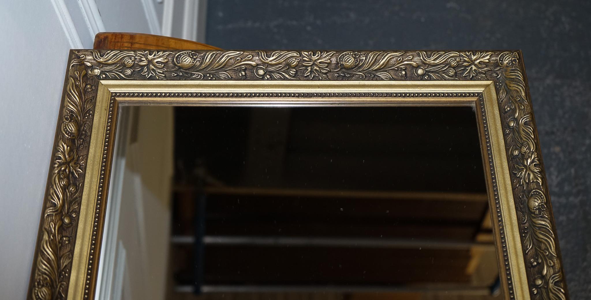 LOVELY VINTAGE GOLD ORNATE BEVELLED WALL MiRROR For Sale 1