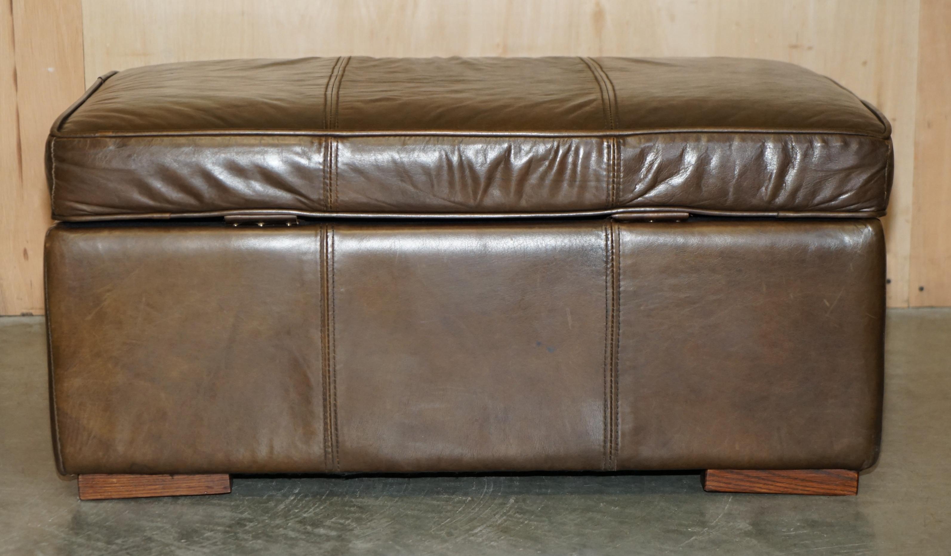 LOVELY ViNTAGE HALO REGGIO GROUCHO CUERO MARRON GUARDABARROS OTTOMAN FOOTSTOOL en venta 2