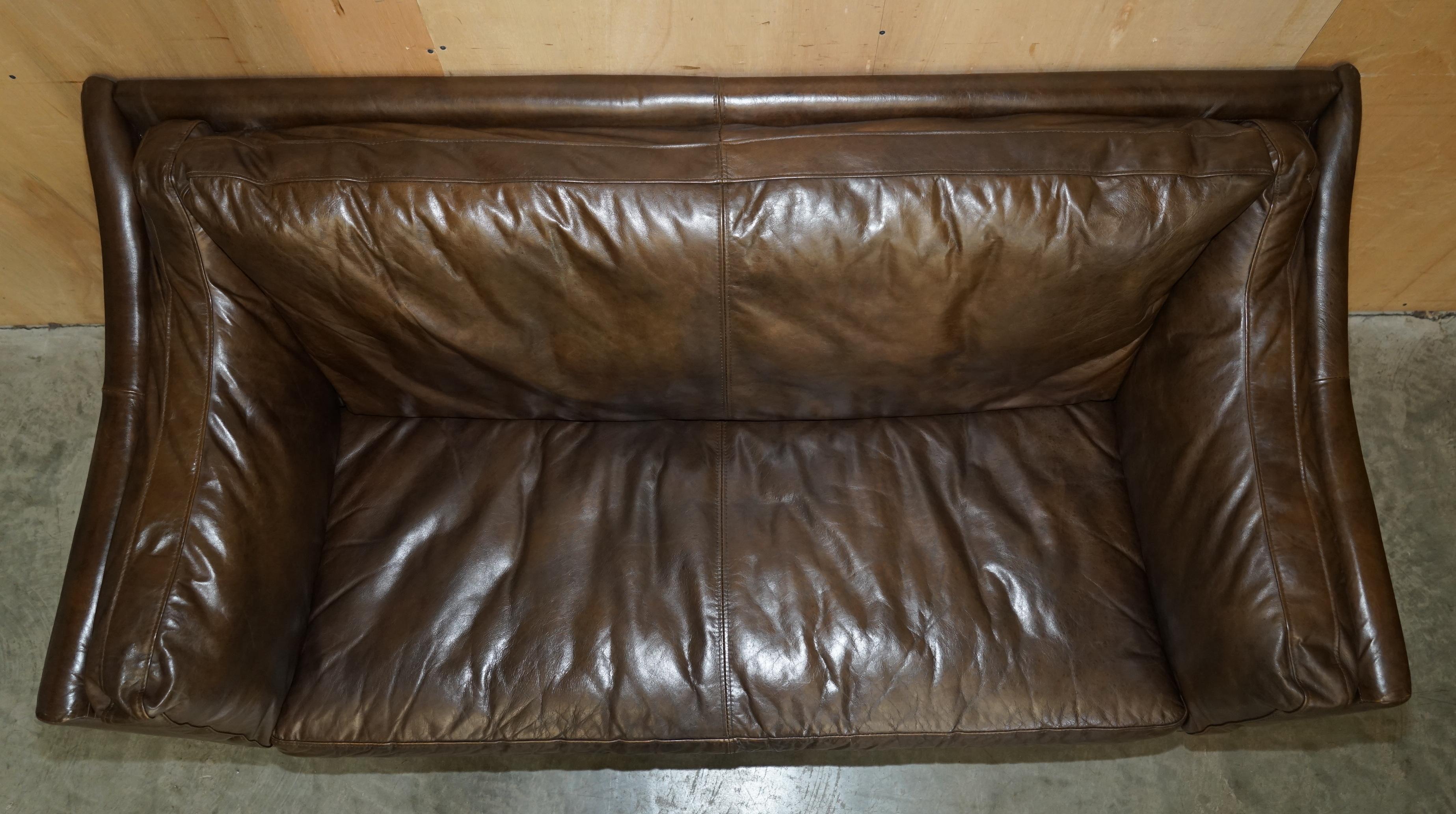 LOVELY ViNTAGE HALO REGGIO TIMOTHY OULTON BROWN LEATHER SOFA im Zustand „Gut“ im Angebot in West Sussex, Pulborough