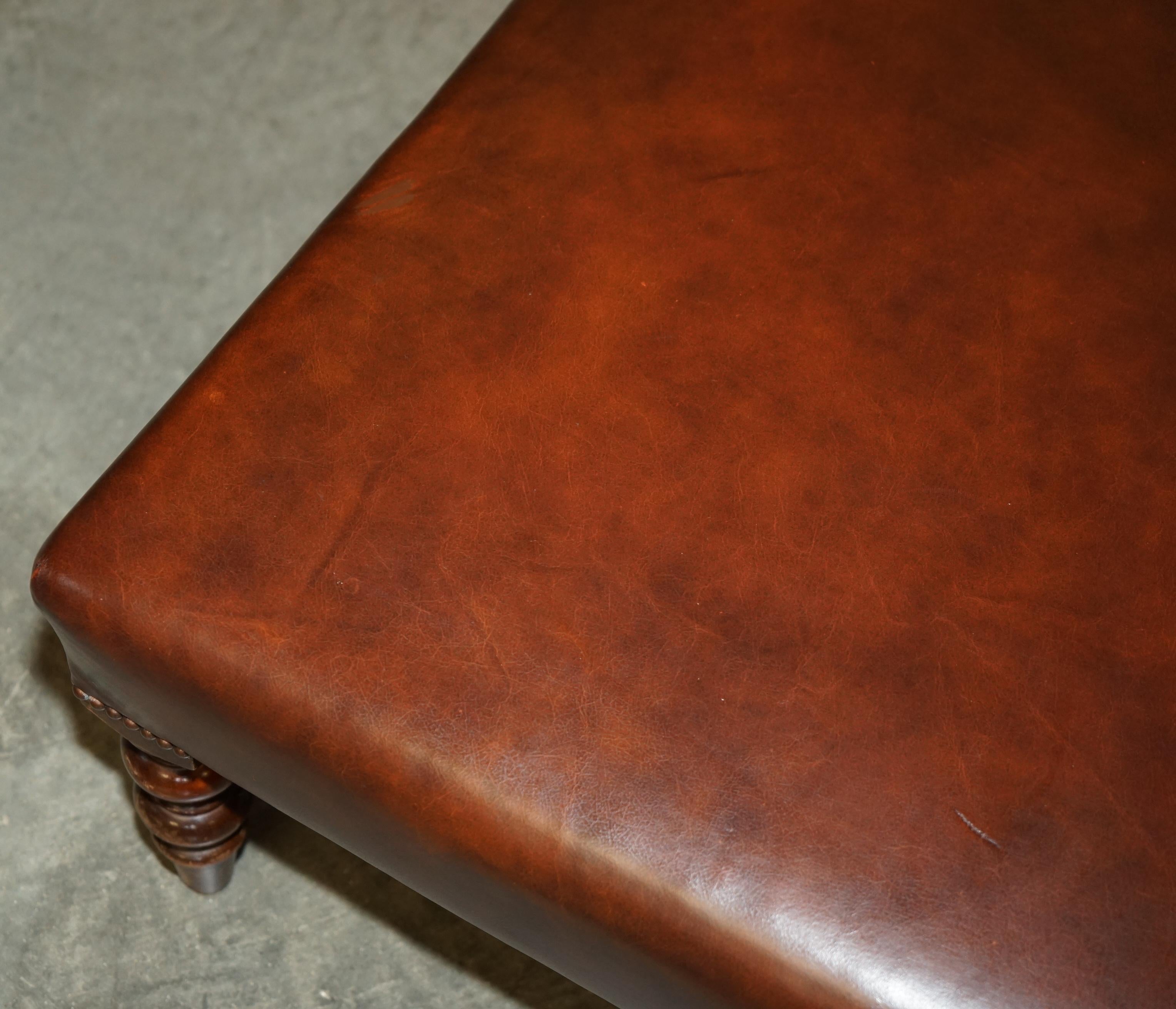 Anglais LOVELY ViNTAGE CUIR GEORGE SMITH LARGE 2 PERSONNE teint à la main en vente