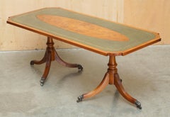 LOVELY ViNTAGE HARRODS LONDON BURR & BURL YEW WOOD GREEN LEATHER COFFEE TABLE