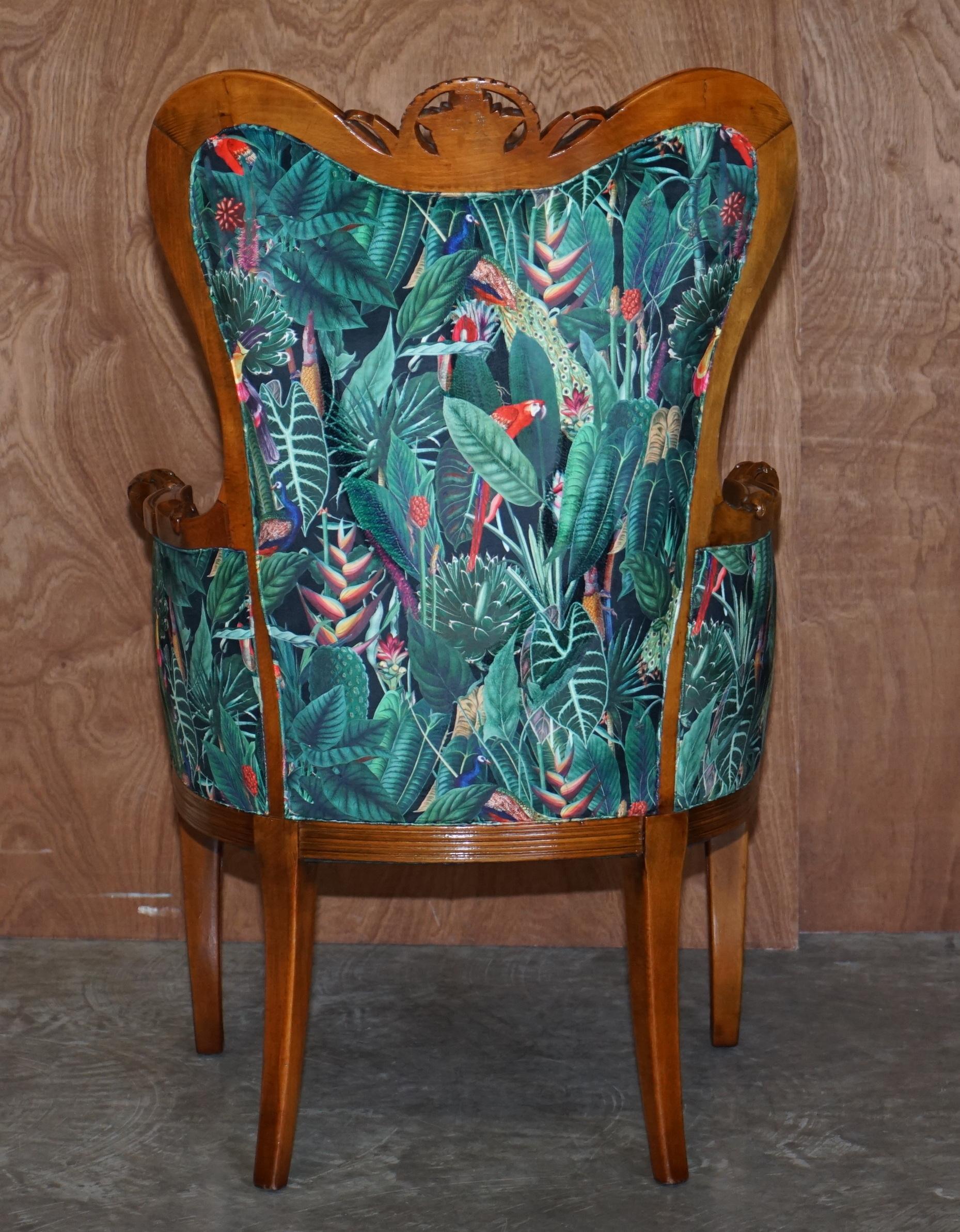 Lovely Vintage Italian Carved Walnut Armchair with Birds of Paradise Upholstery For Sale 7