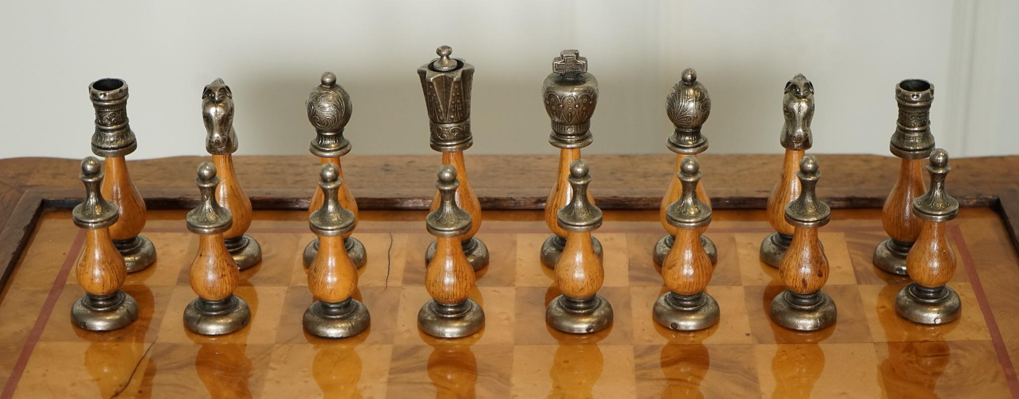 LOVELY VINTAGE ITALIAN CHESS TABLE WITH ONE DRAWER AND FULL CHESS SET iNCLUDED 11