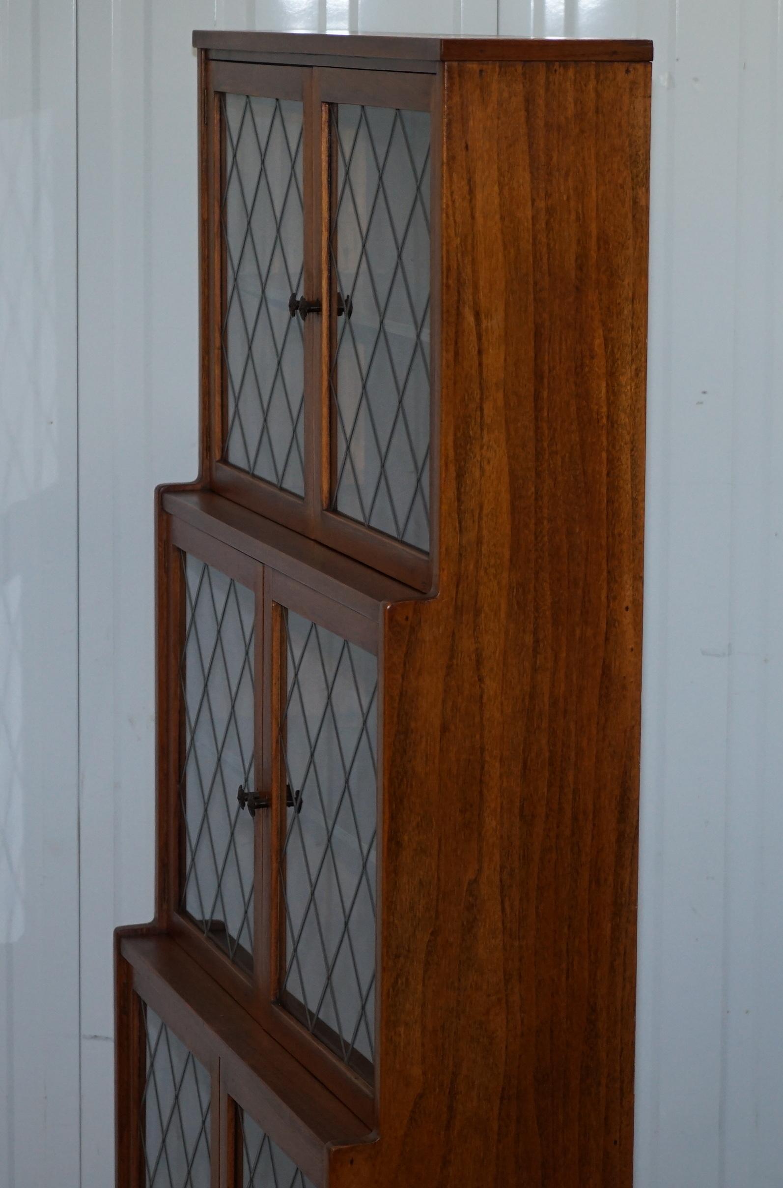 Lovely Vintage Mahogany Three Tiered Waterfall Bookcase with Lead Lined Glass 5