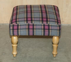 LOVELY VINTAGE MEDIUM SIZED FOOTSTOOL WiTH SCOTTISH TARTAN CHECK WOOL UPHOLSTERY