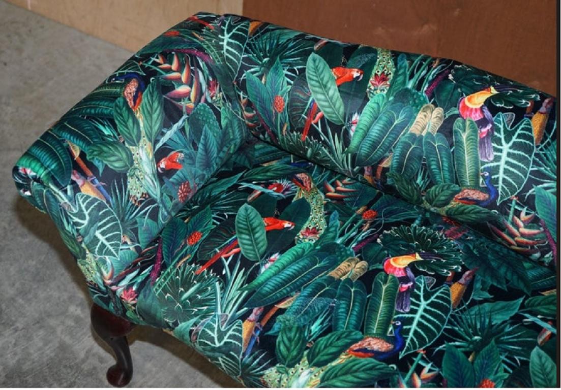 Country Lovely Vintage Mini Window Seat Bench Sofa with Birds of Paradise Upholstery For Sale
