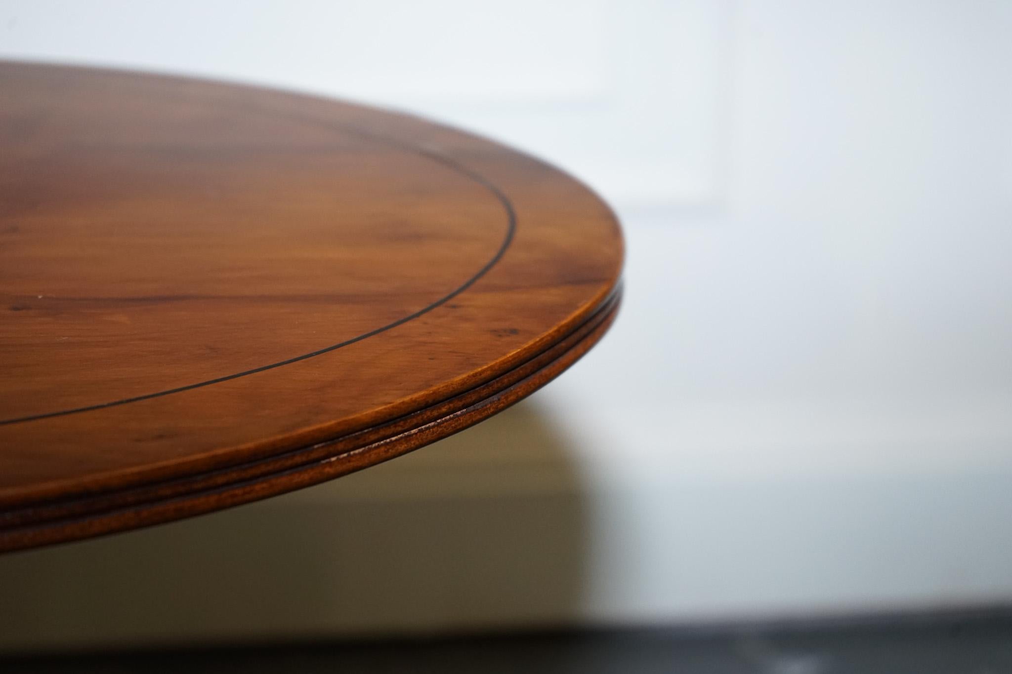 Yew LOVELY VINTAGE OVAL BURR YEW WOOD SIDE TABLE ON TRiPOD LEGS For Sale