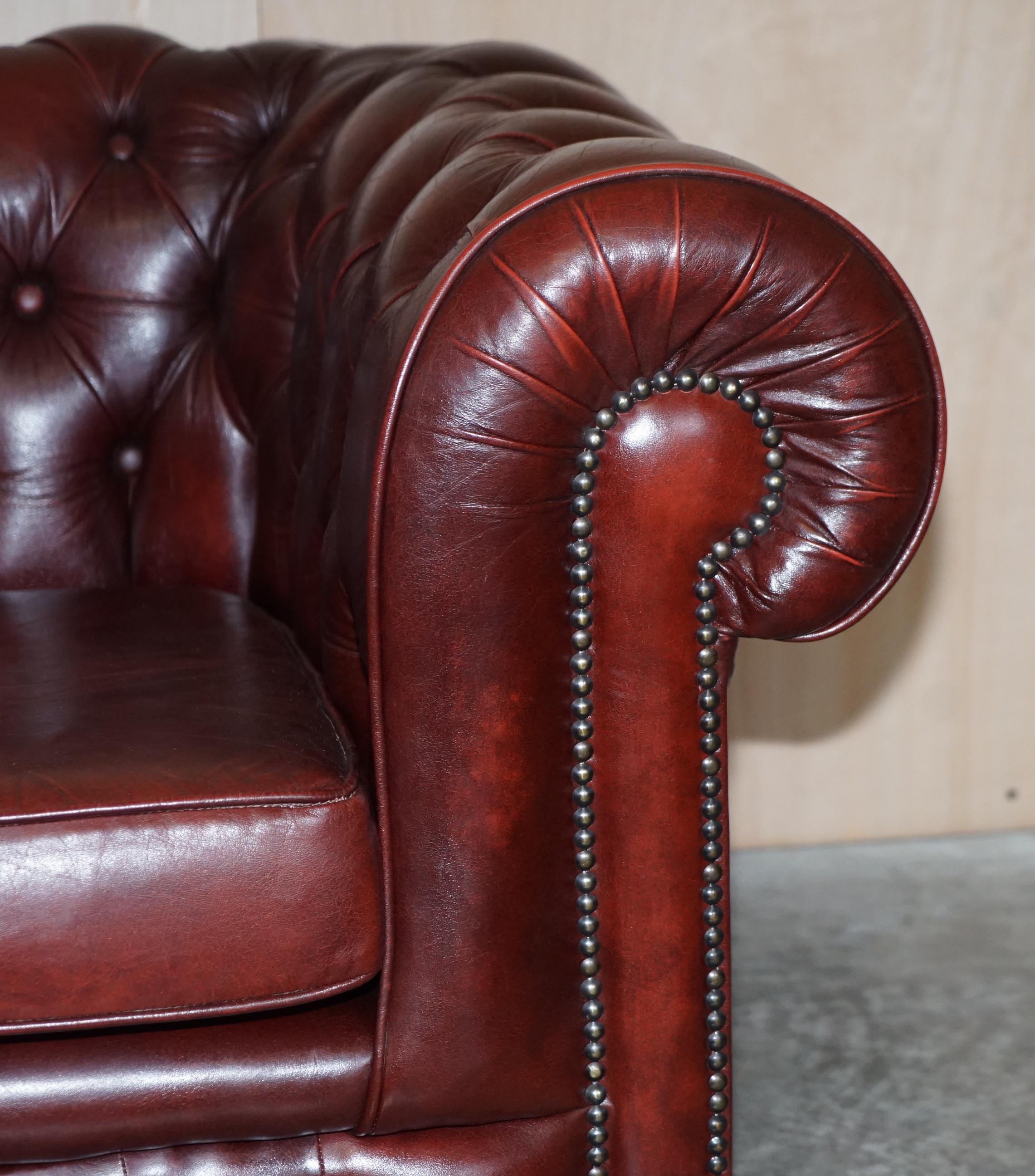 Hand-Crafted Lovely Vintage Oxblood Leather Chesterfield Gentleman's Club Sofa Part of Suite For Sale