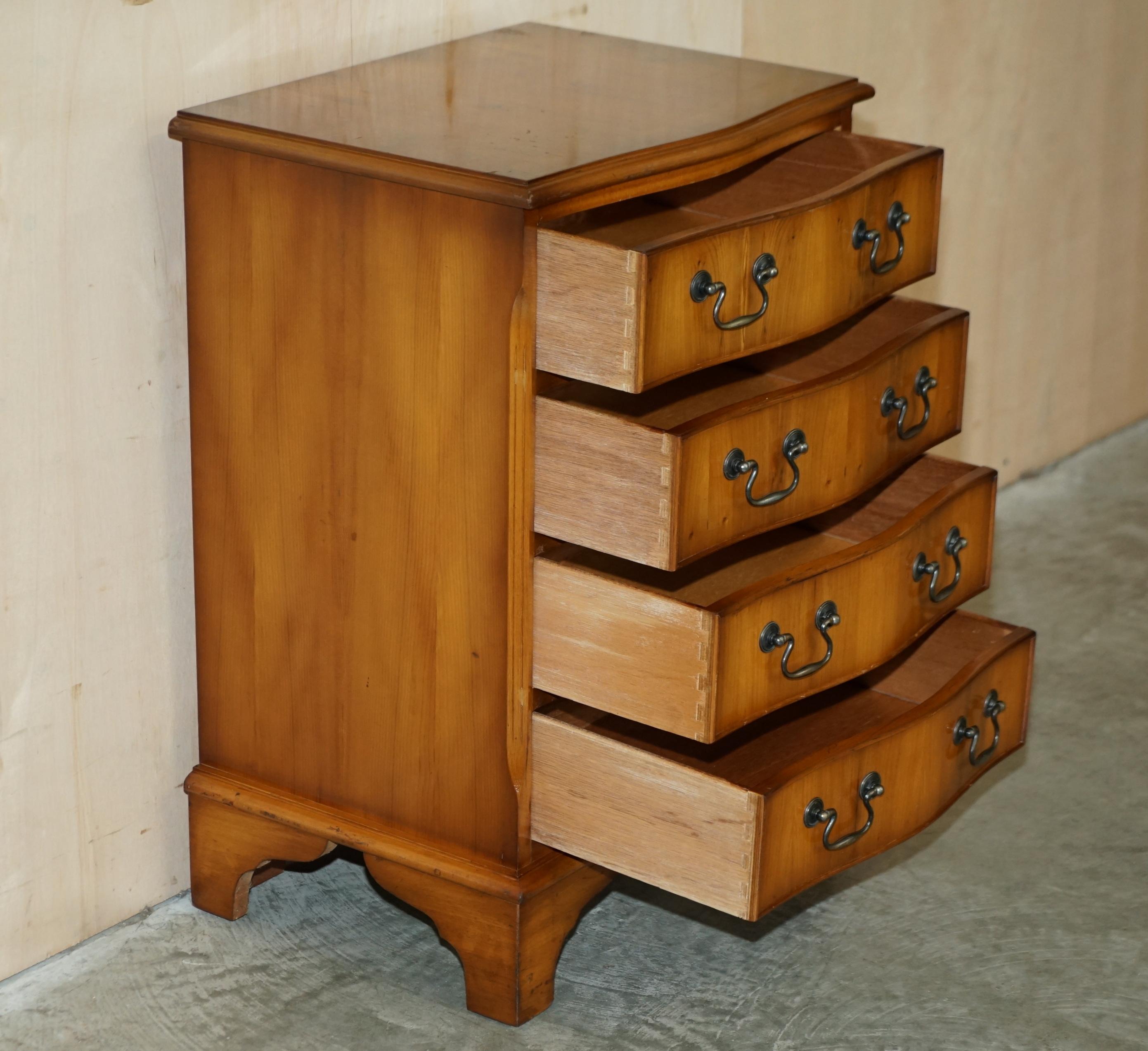 Lovely Vintage Pair of Burr & Burl Yew Wood Side Table Sized Chest of Drawers For Sale 14