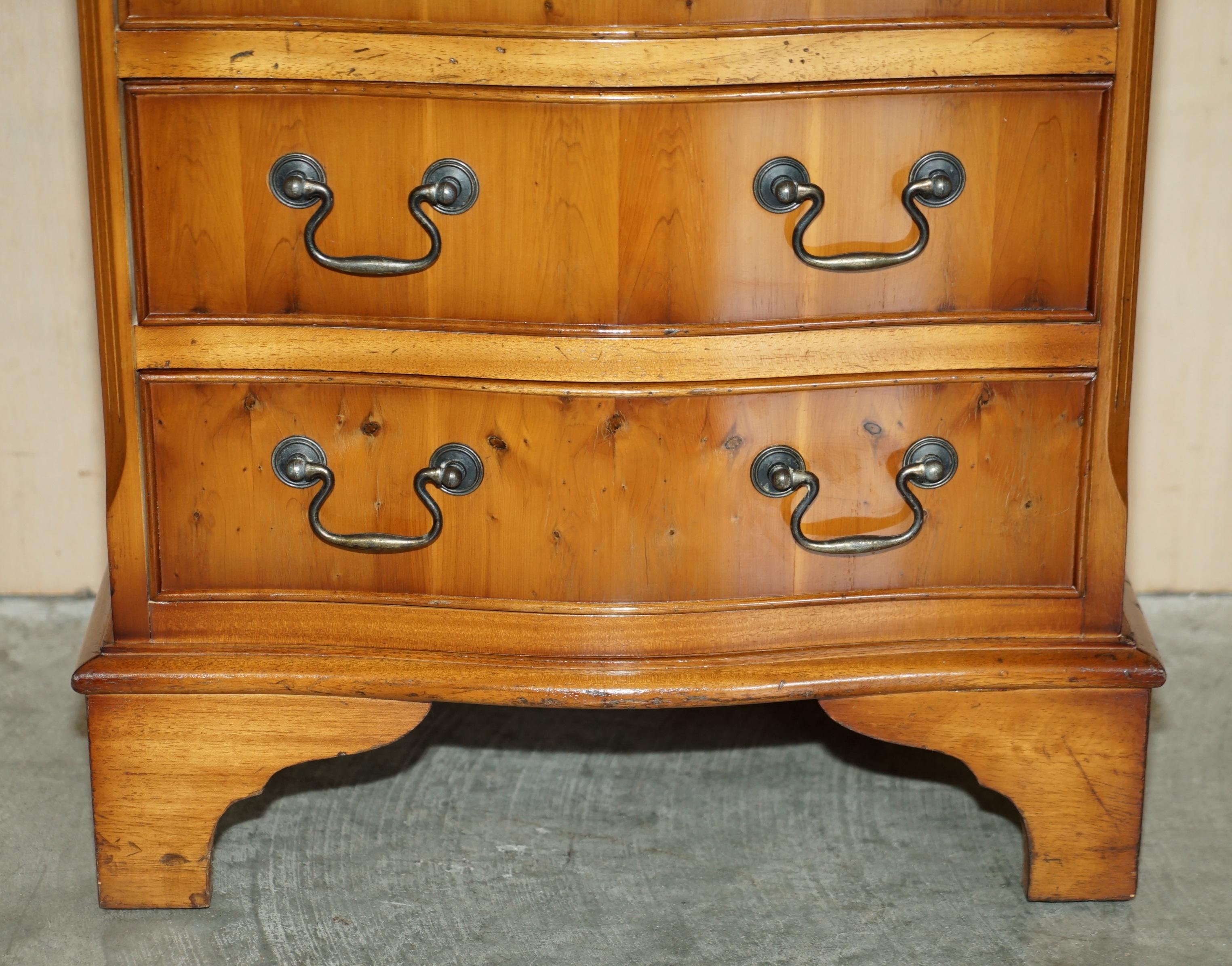 20th Century Lovely Vintage Pair of Burr & Burl Yew Wood Side Table Sized Chest of Drawers For Sale