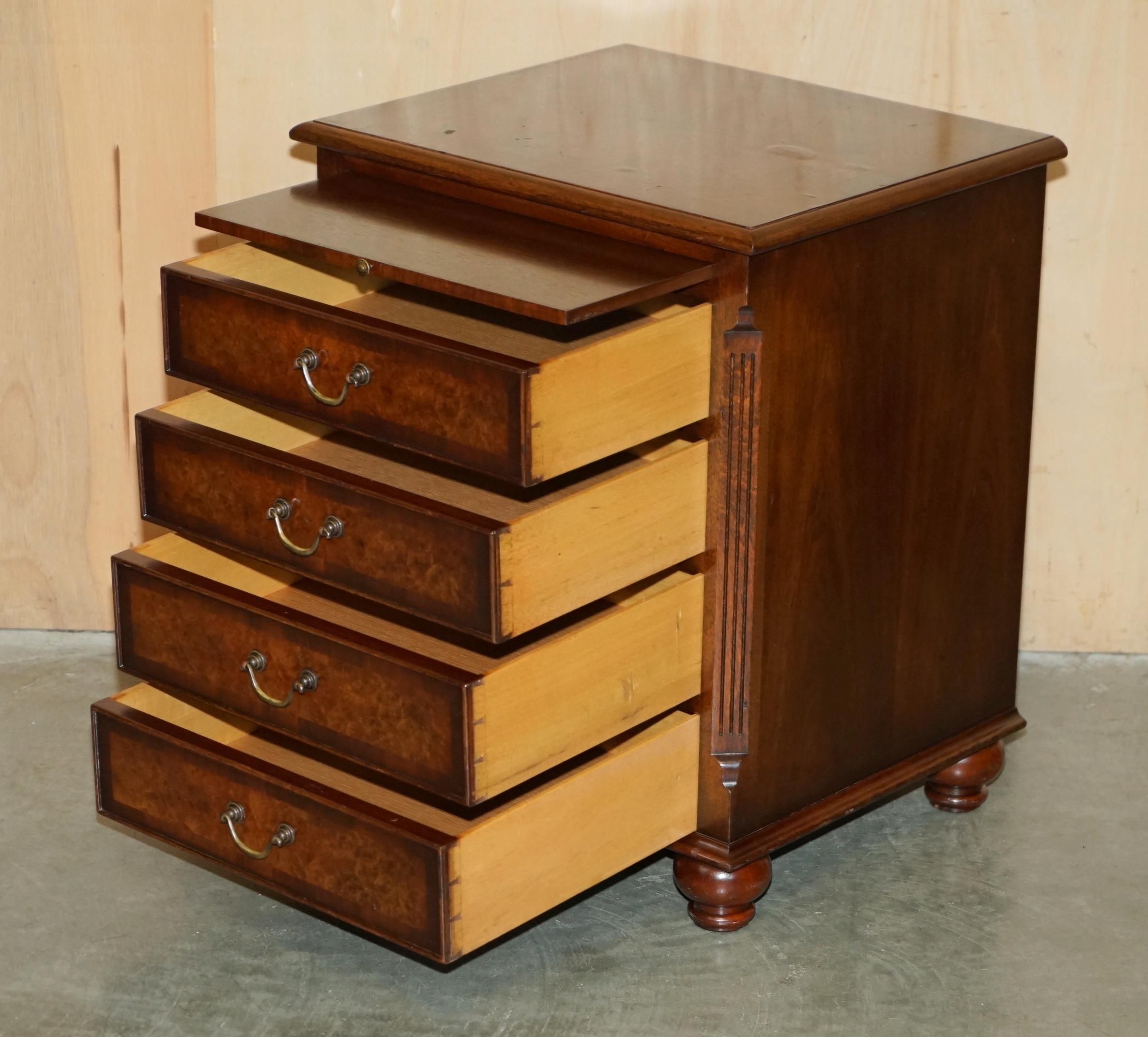 ENCANTADORA PAR DE MESA LATERAL DE MADERA DE NOGAL BURR MESA LATERAL MESA LATERAL DE NOCHE PECHO DE ESCRITORIO en venta 5